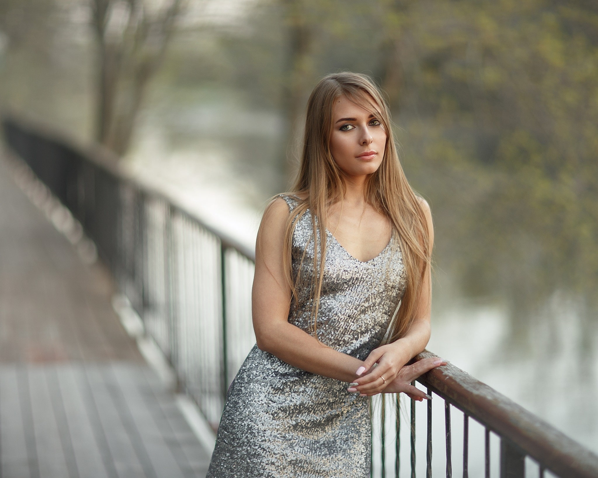 glamour women, young women, long hair, adult, women outdoors, standing, beauty, portrait, blonde, front view, railing, one person, dress, beautiful woman, HD Wallpaper
