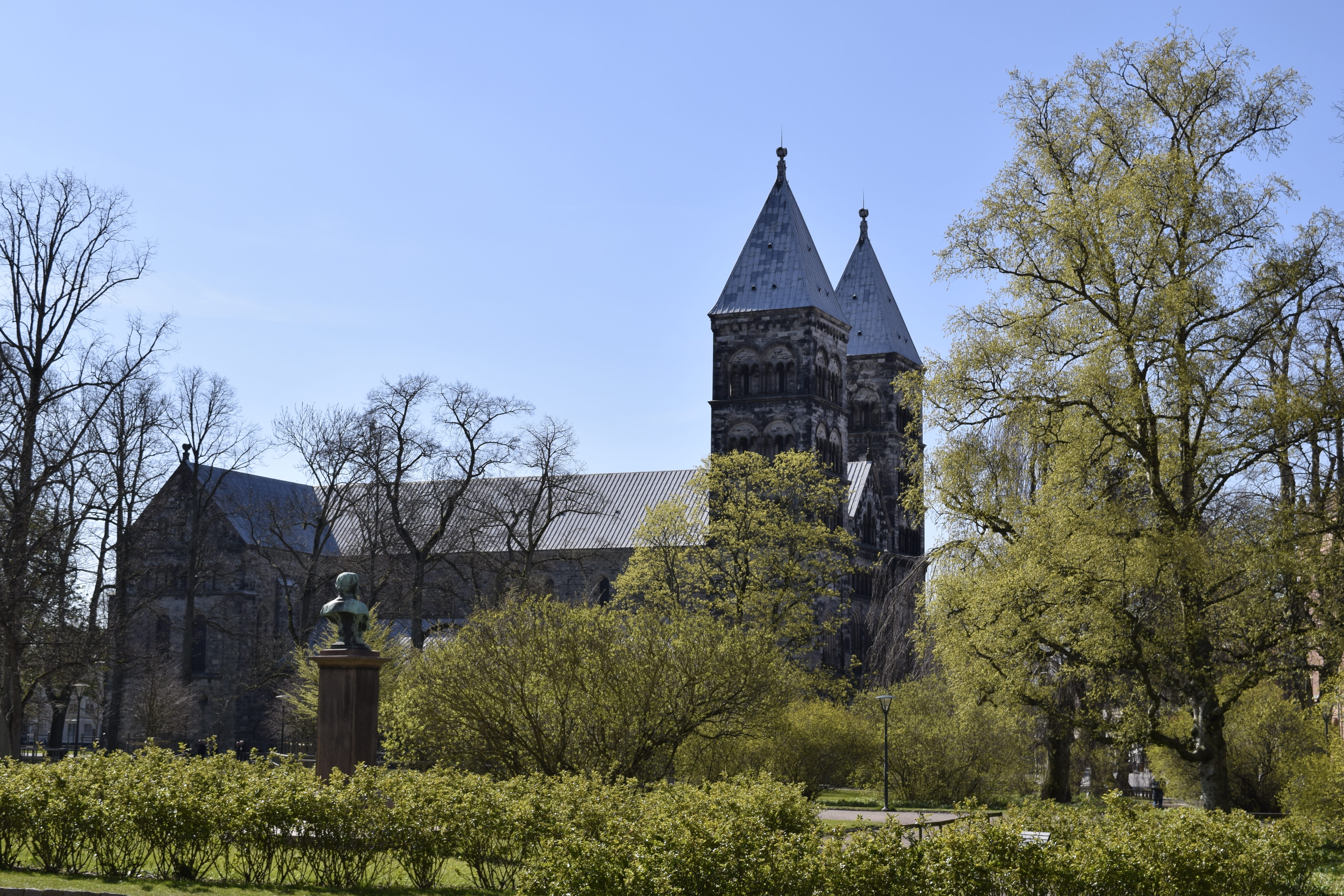 building, building exterior, spirituality, religion, outdoors, church, tower, cathedral, place of worship, 5K, day, lund, no people, abbey, travel destinations, HD Wallpaper