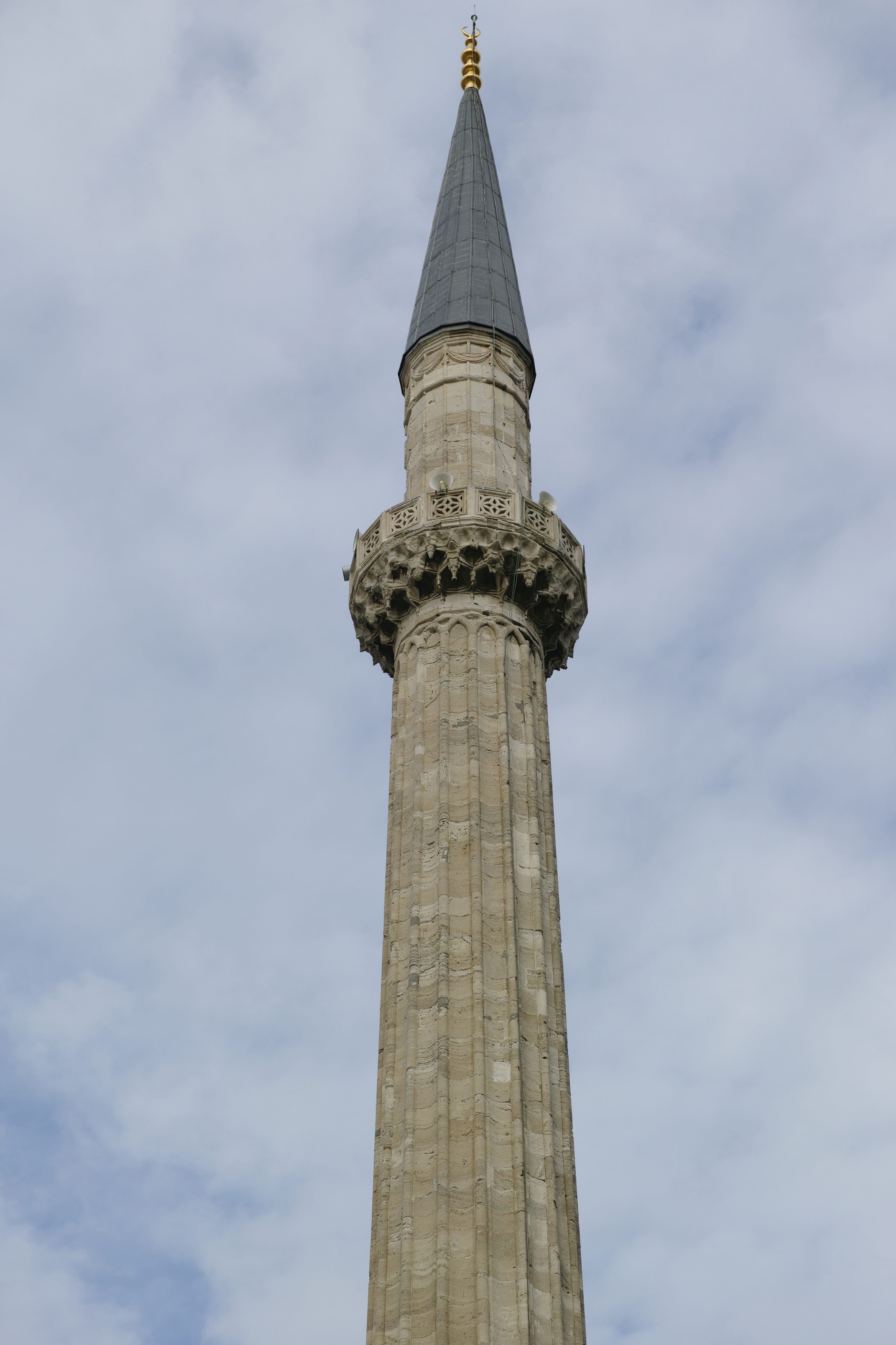 on, travel, low angle view, tower, history, minaret, tourism, outdoors, architectural column, day, religion, travel destinations, islam, no people, city, Phone HD Wallpaper