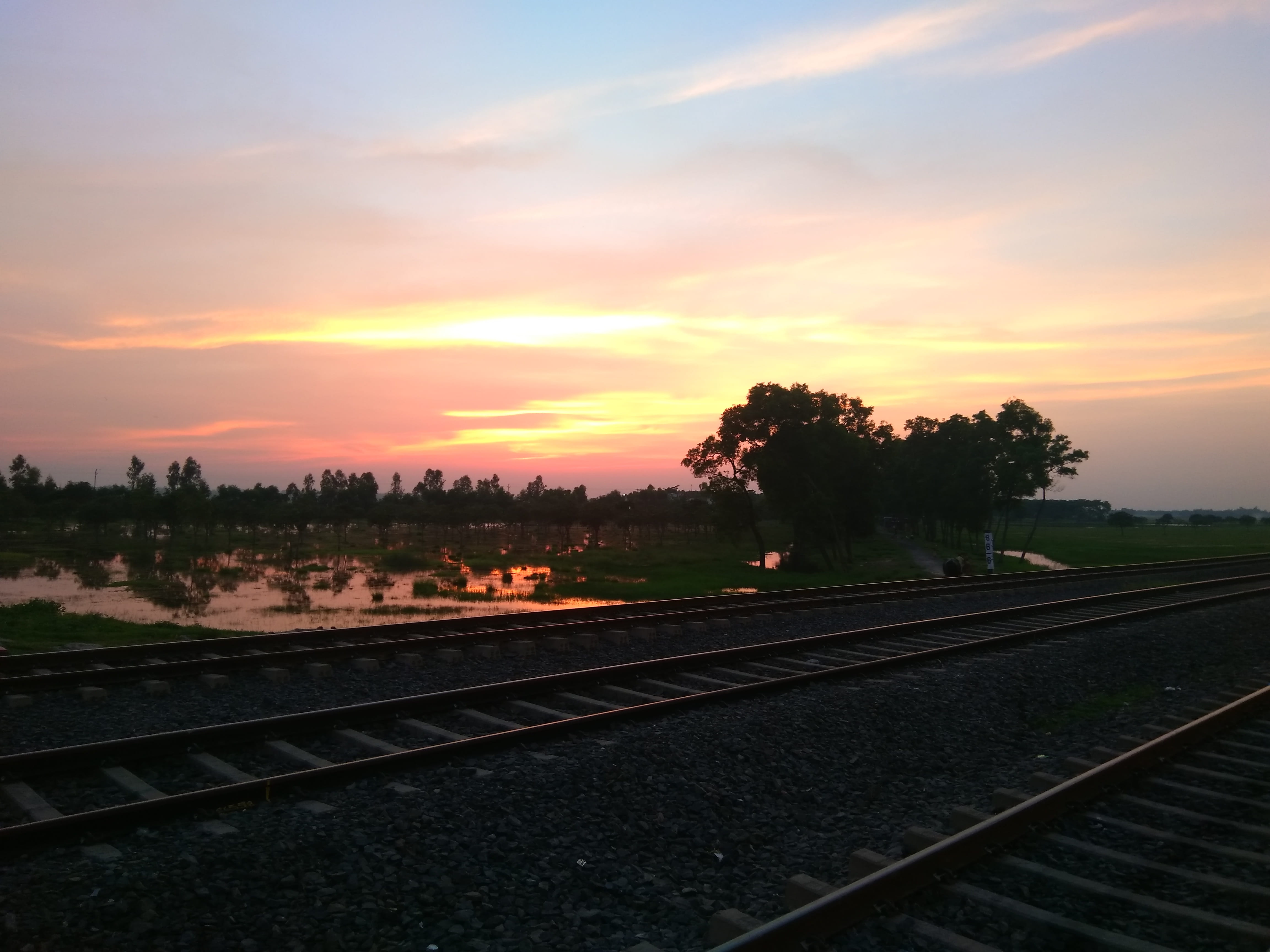 nature, soumyadip sarkar, cloud - sky, landscape, railroad track, eos 700d, sunset, plant, 4K, outdoors, balurghat, station, direction, transportation, HD Wallpaper