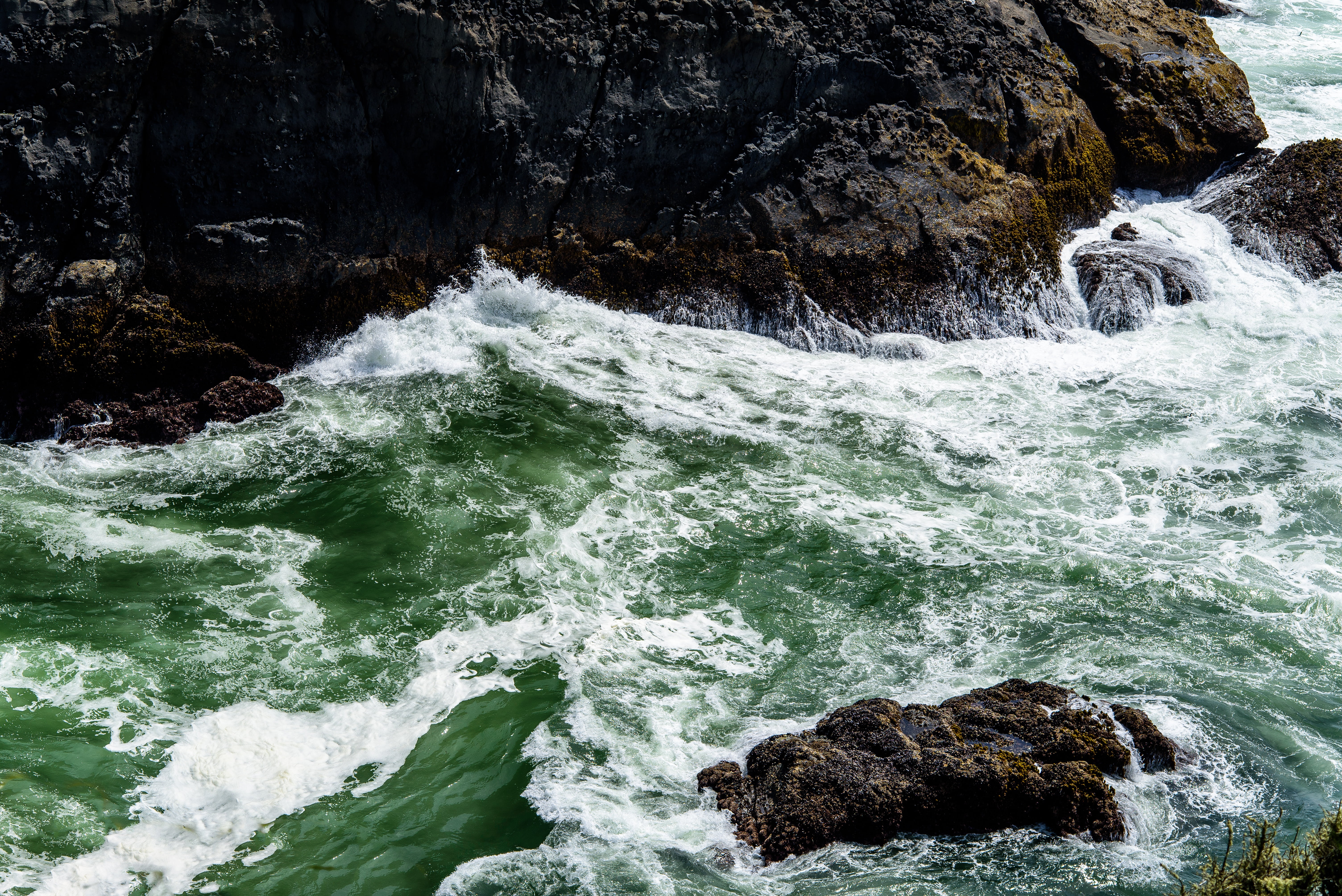 no people, wave, nature, blurred motion, day, raging, splash, sport, solid, travel, scenics, rock, sea, surf, waves, water, beauty in nature, wet, foam, HD Wallpaper
