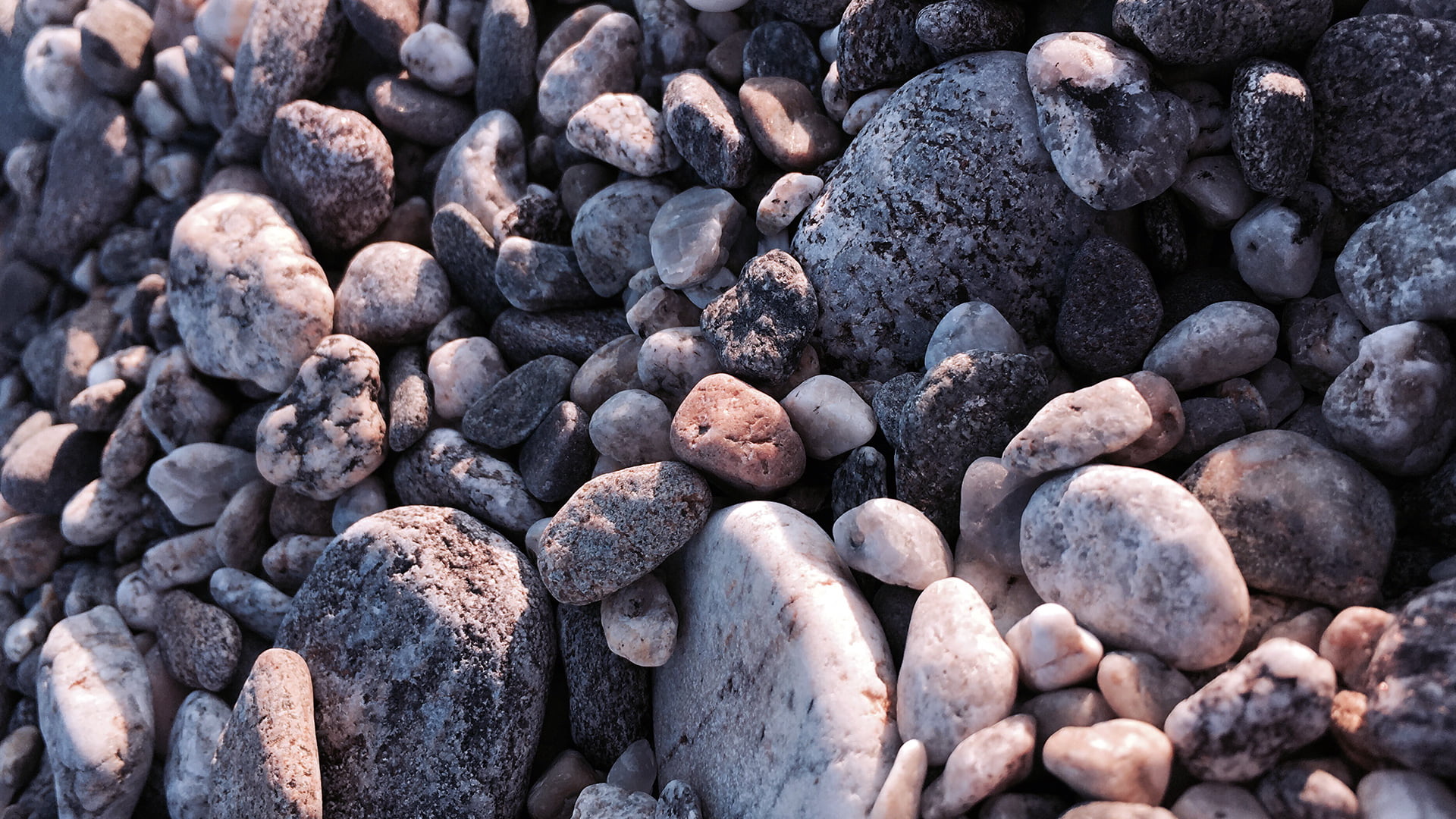 outdoors, textured, brown, close-up, stones, abundance, black, pebble, beach, backgrounds, rock - object, assorted, full frame, solid, day, high angle view, HD Wallpaper