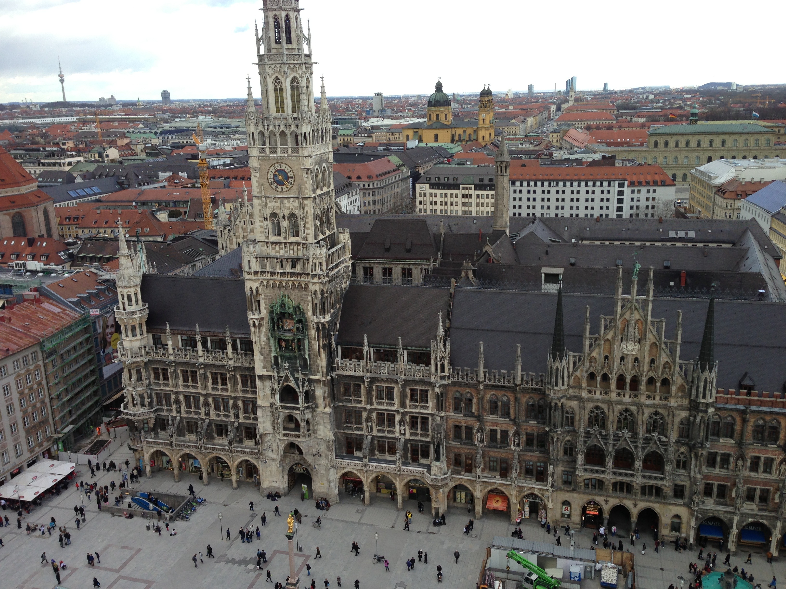town hall, cityscape, marienplatz, large group of people, group of people, aerial View, residential district, tourism, urban Scene, travel destinations, HD Wallpaper