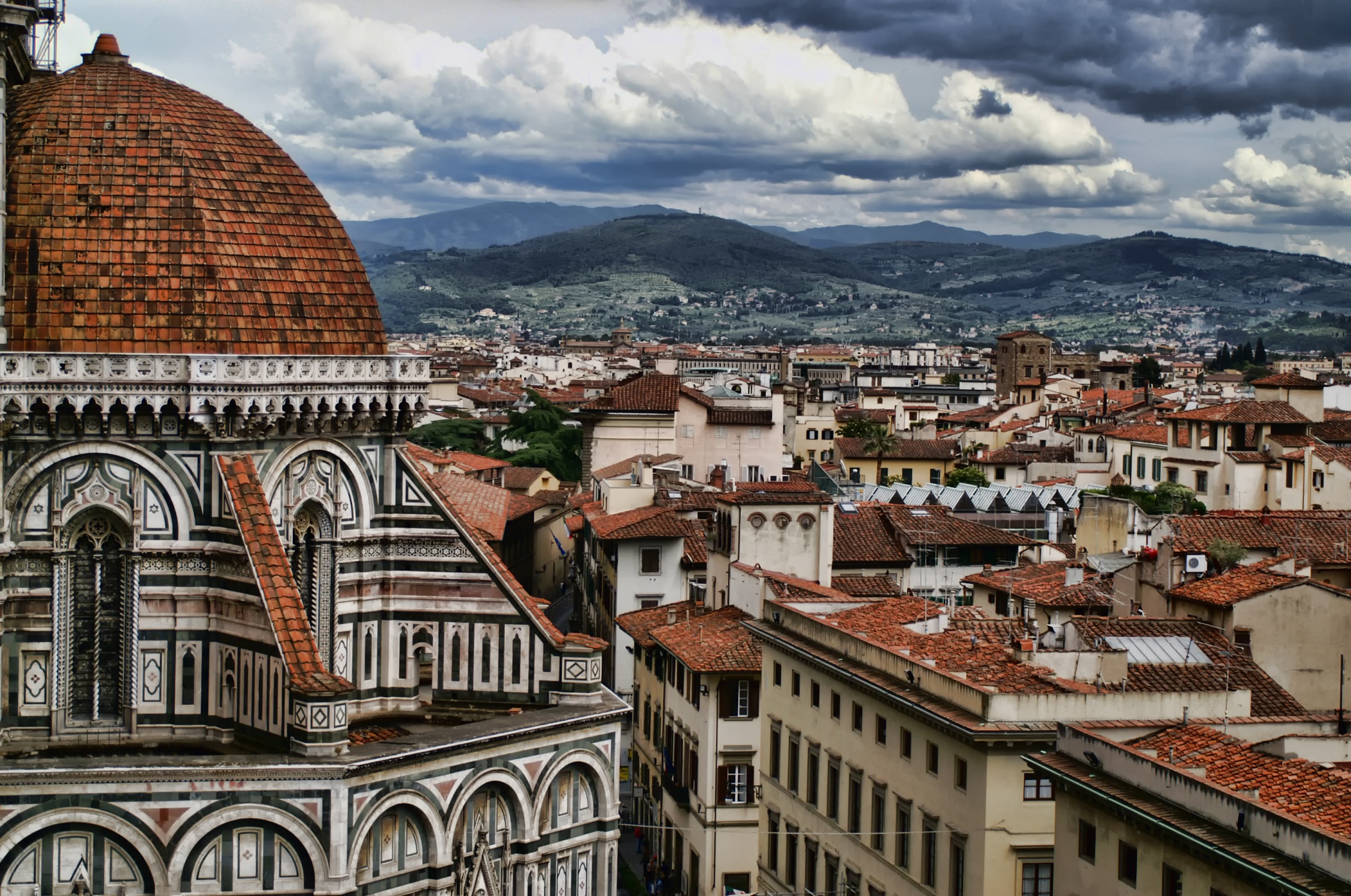 europe, italy, outdoors, brown, cathedral, towers, town, townscape, famous Place, built structure, building exterior, religion, tuscany, residential district, HD Wallpaper