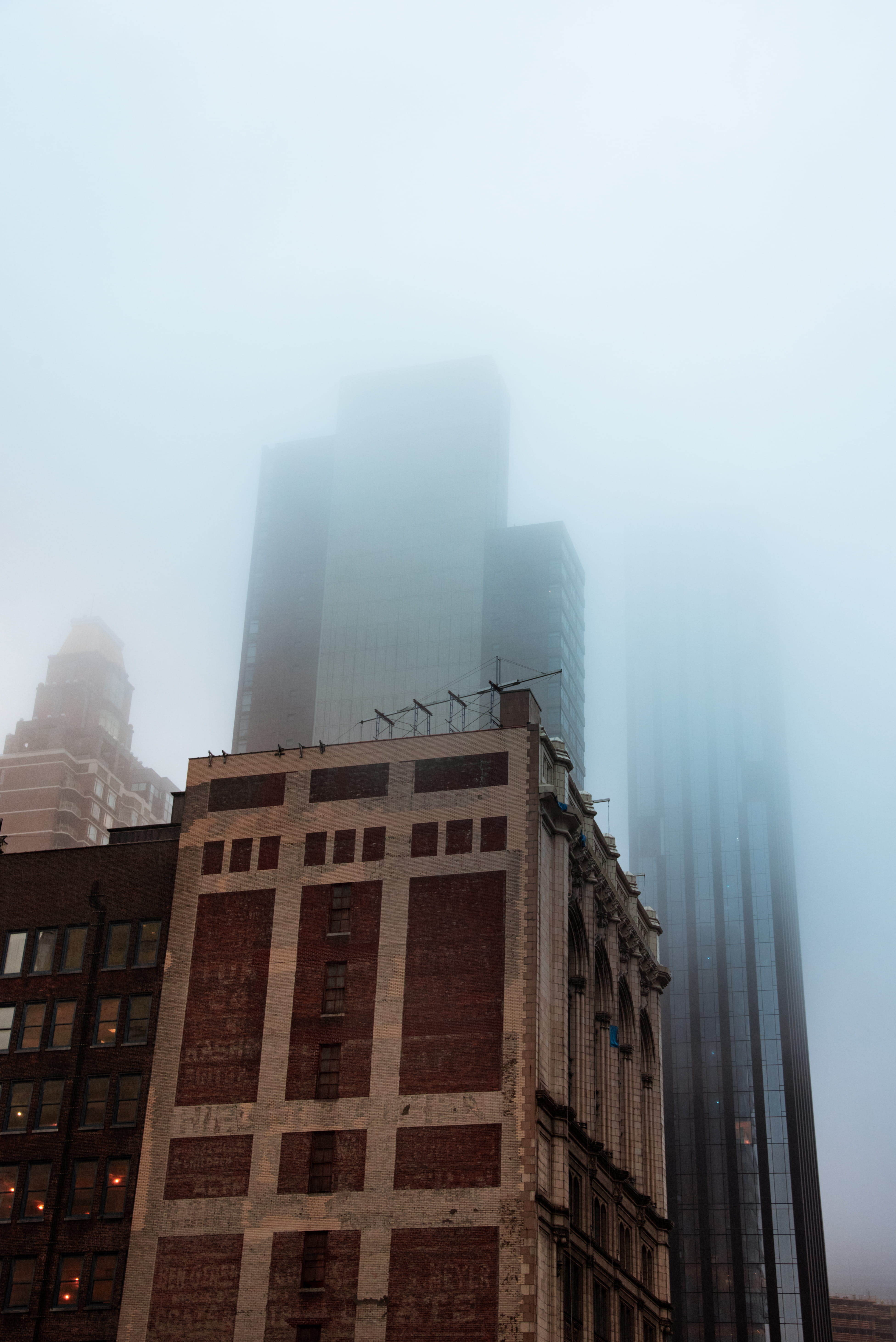 office building, no people, sky, smoke, architecture, weather, building exterior, mist, pollution, metropolis, concrete, skyscraper, high rise, winter, Phone HD Wallpaper