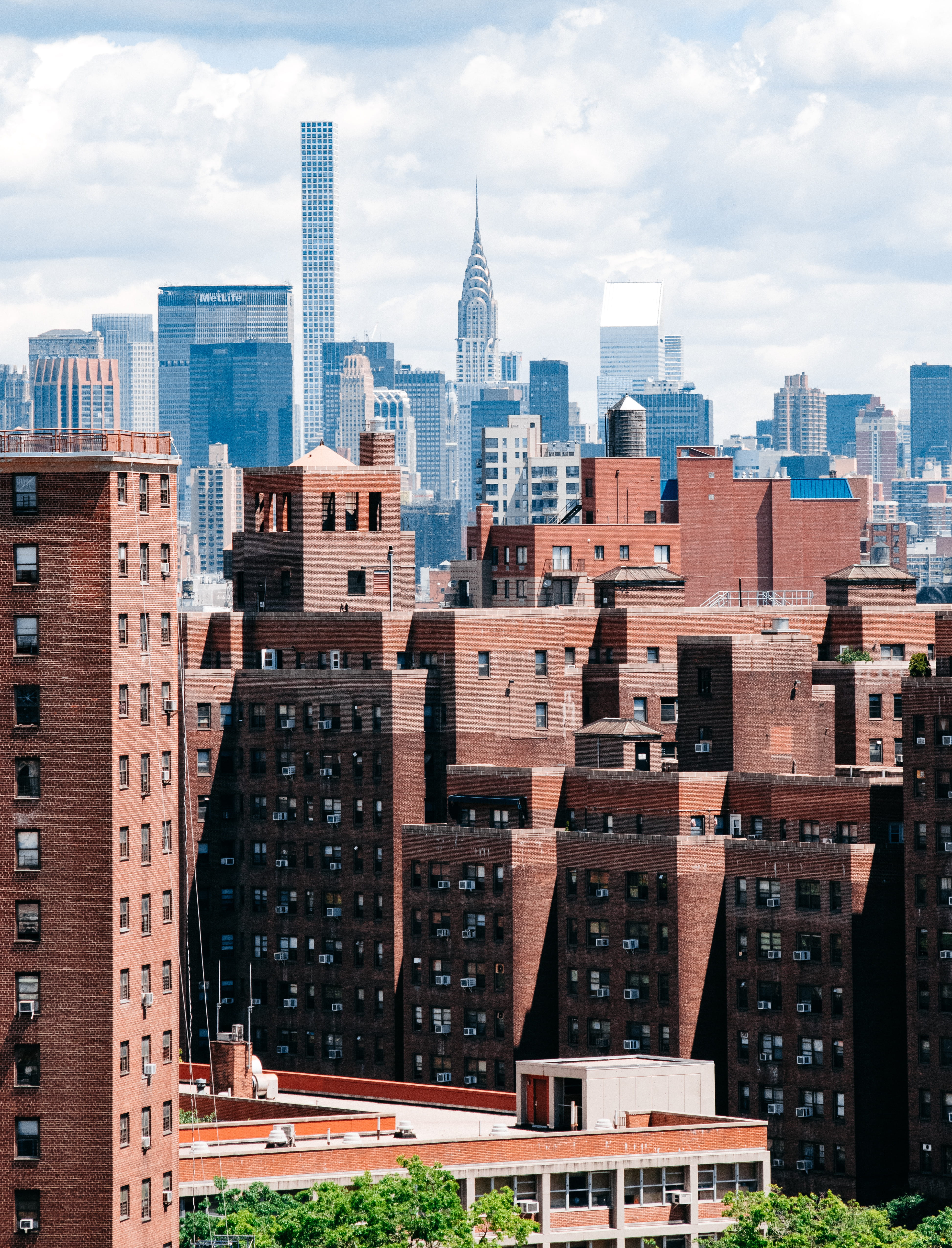 landscape, famous Place, office building exterior, new York State, downtown District, tall - high, skyscraper, nature, office Building, Layers, manhattan - New York City, Phone HD Wallpaper