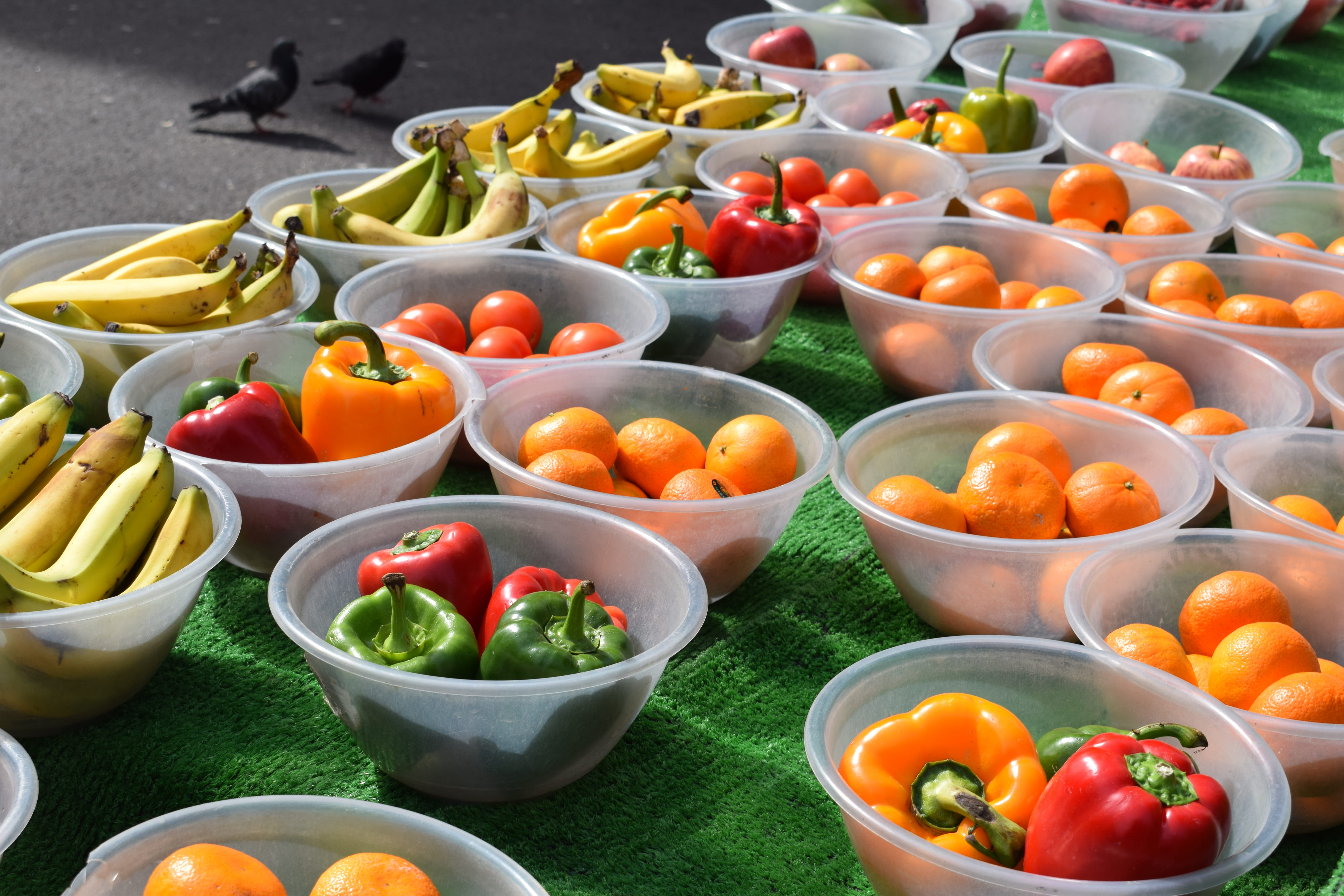 red, food and drink, vegetarian food, still life, food, pepper, street, diet, choice, stall, raw food, market, container, wellbeing, orange, bowls, cherry tomato, HD Wallpaper