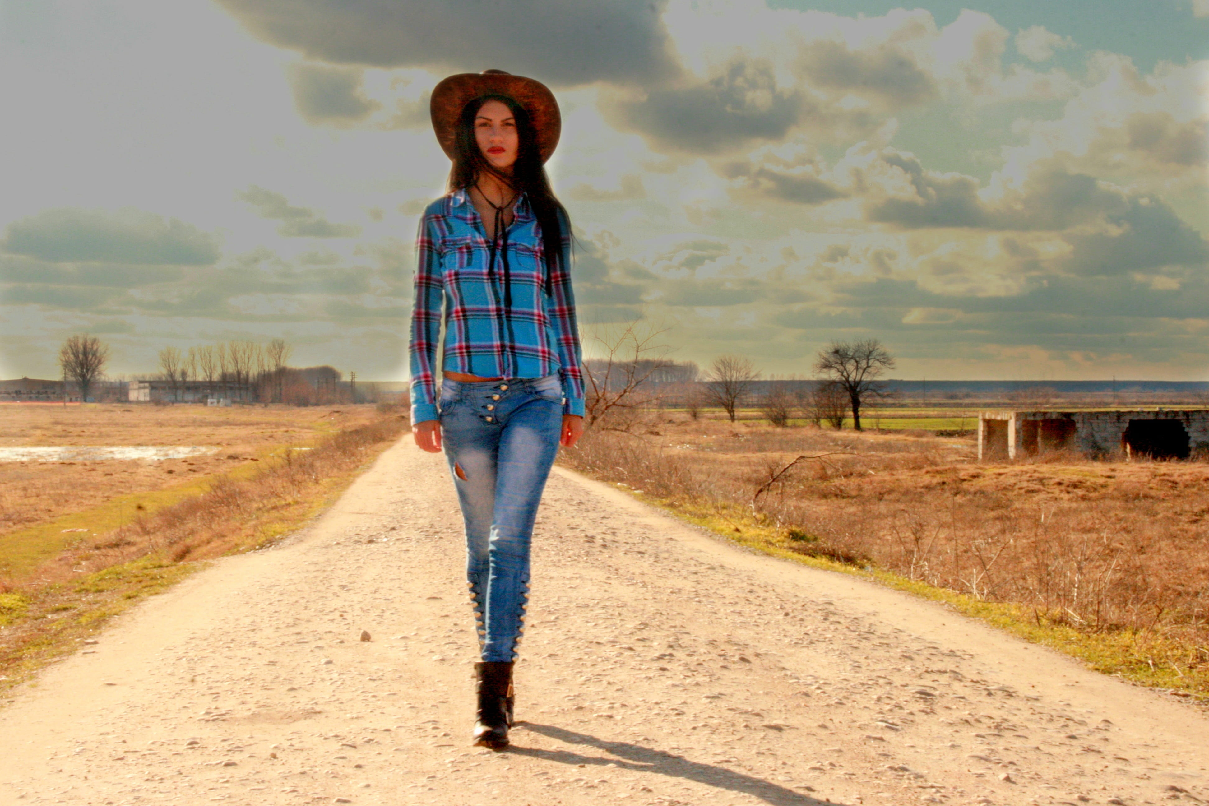 hat, road, 4K, western, outdoors, full length, woman, prairie, hats, one person, daytime, portrait, sky, nature, leisure activity, middle, cloud - sky, HD Wallpaper