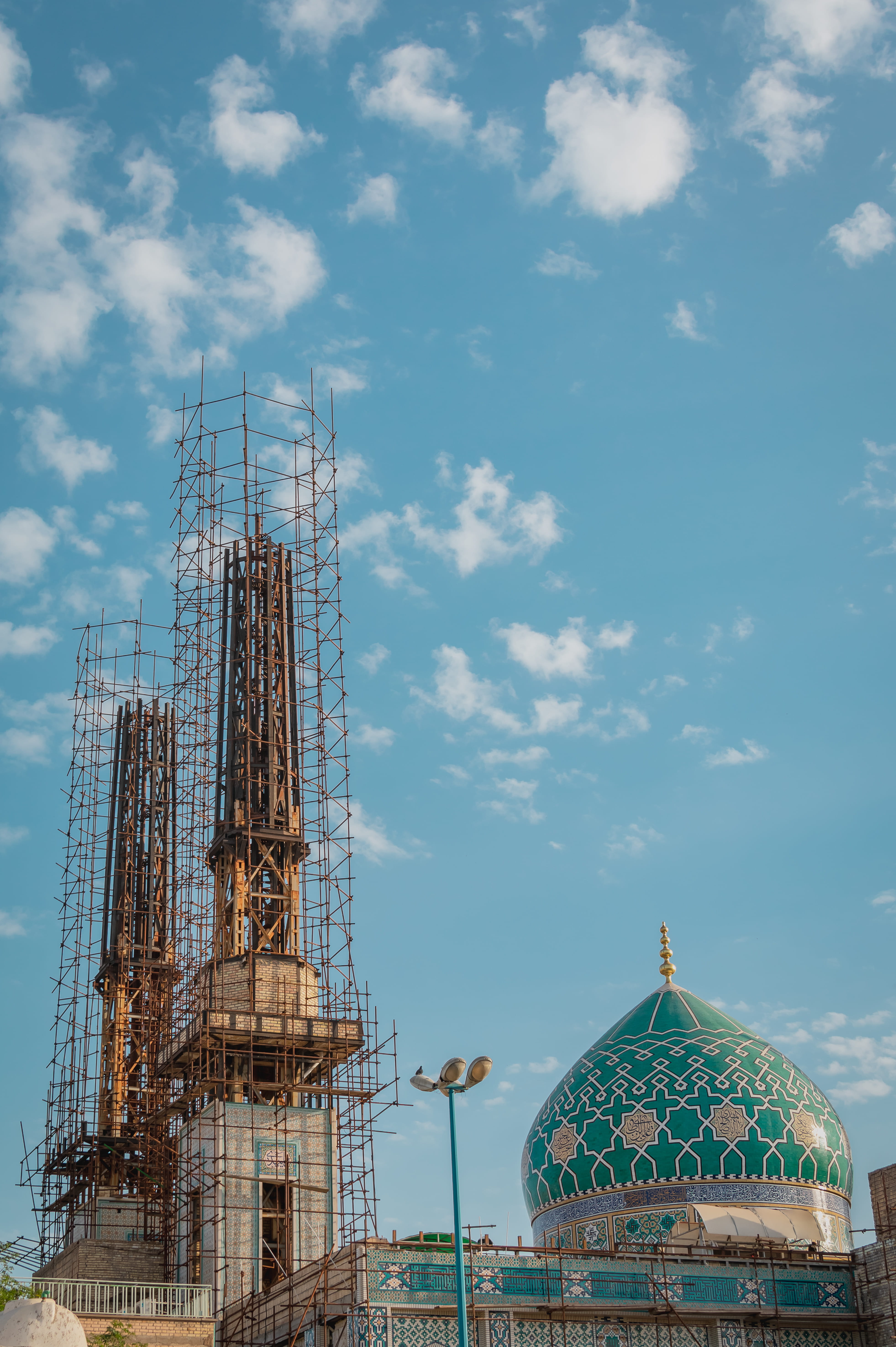 islamic architecture, religion, tower, architecture, concrete, construction crane, travel, islamic art, iran, spirituality, shrine, building exterior, ali ibn mahziar, Phone HD Wallpaper