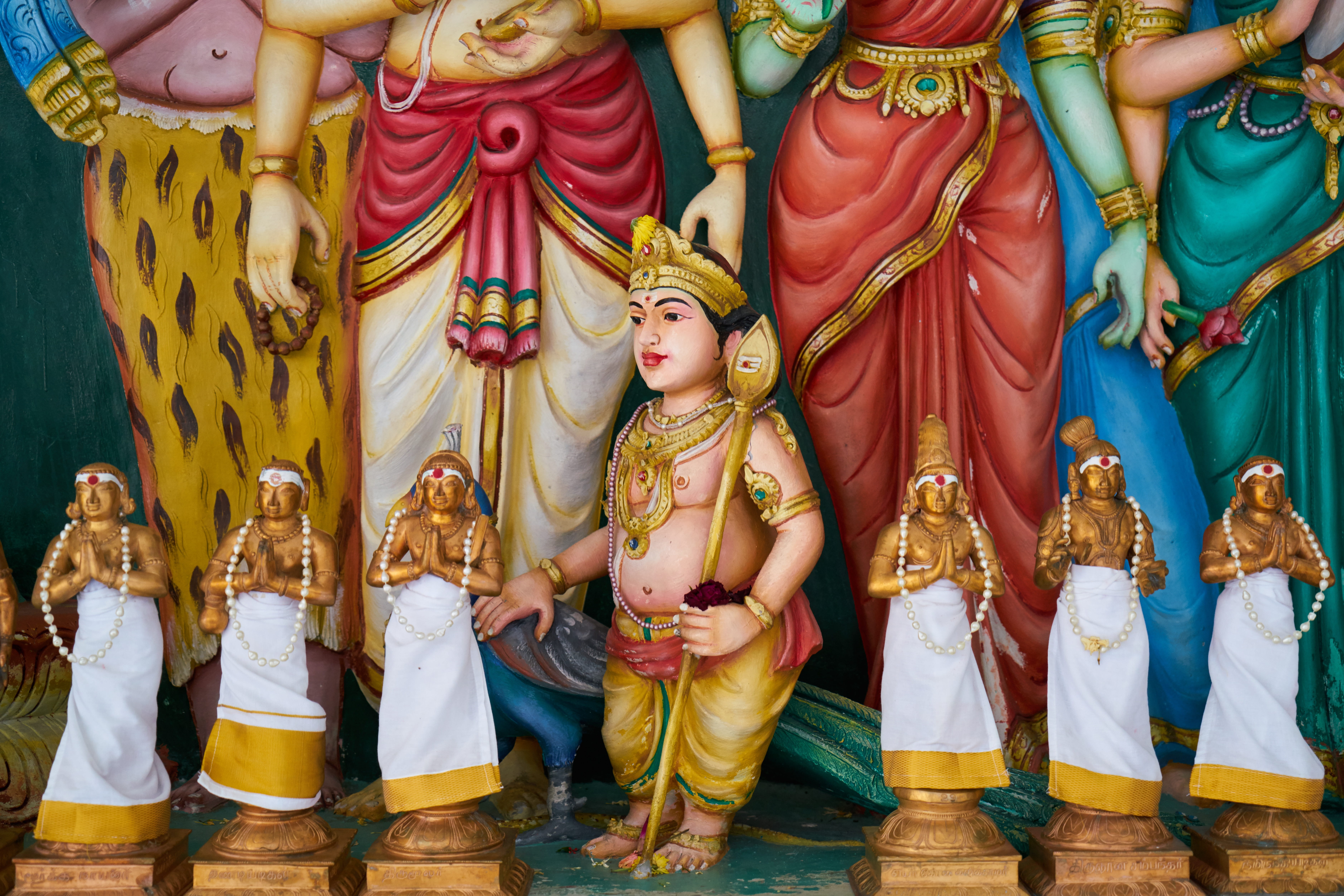 prayer, place of worship, tourism, tourist, 5K, spirituality, traditional clothing, clothing, documentary, belief, day, statue, travel, representation, HD Wallpaper
