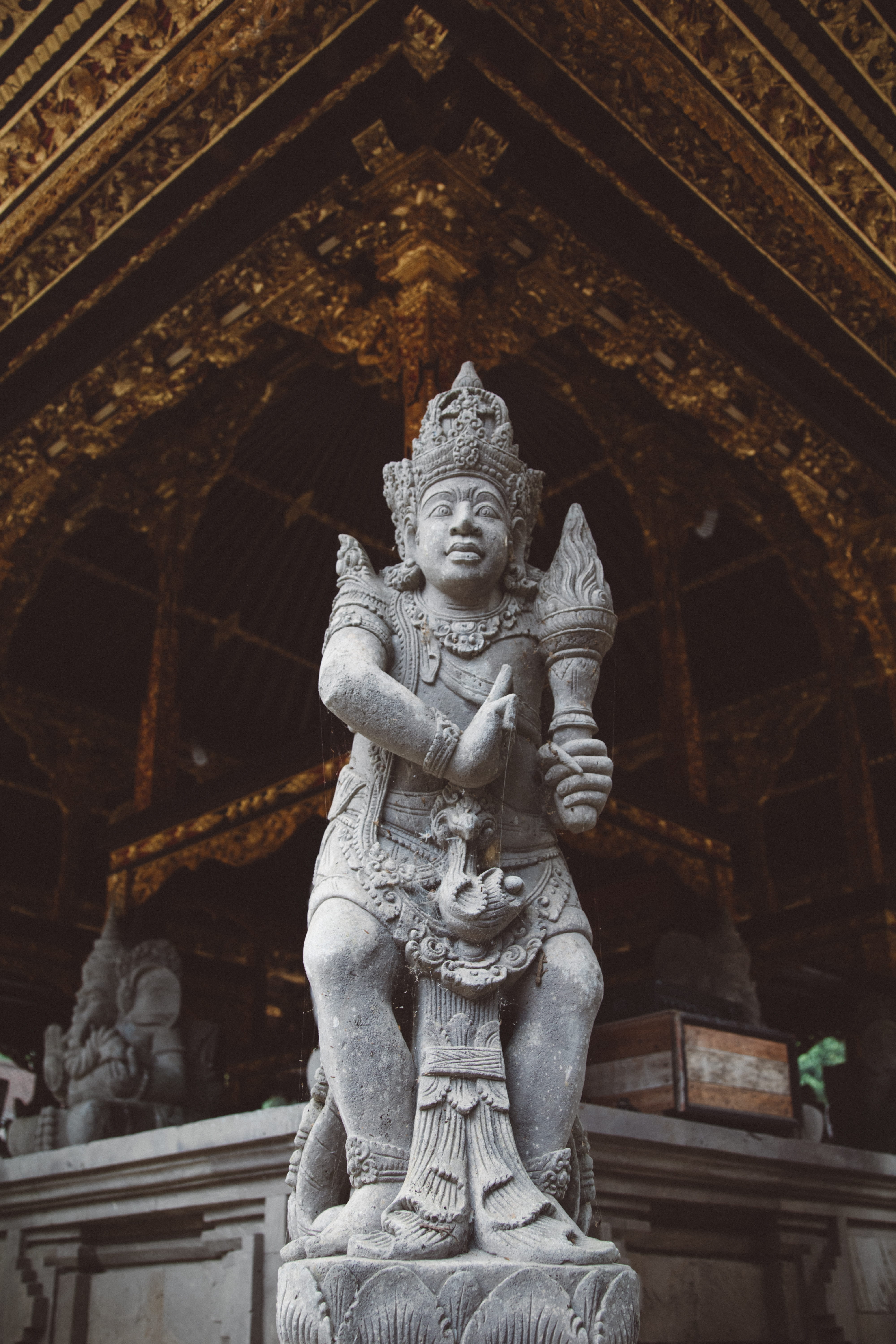 building, sculpture, 5K, human representation, idol, representation, deity, ornate, built structure, spirituality, hindu, belief, carving - craft product, Phone HD Wallpaper
