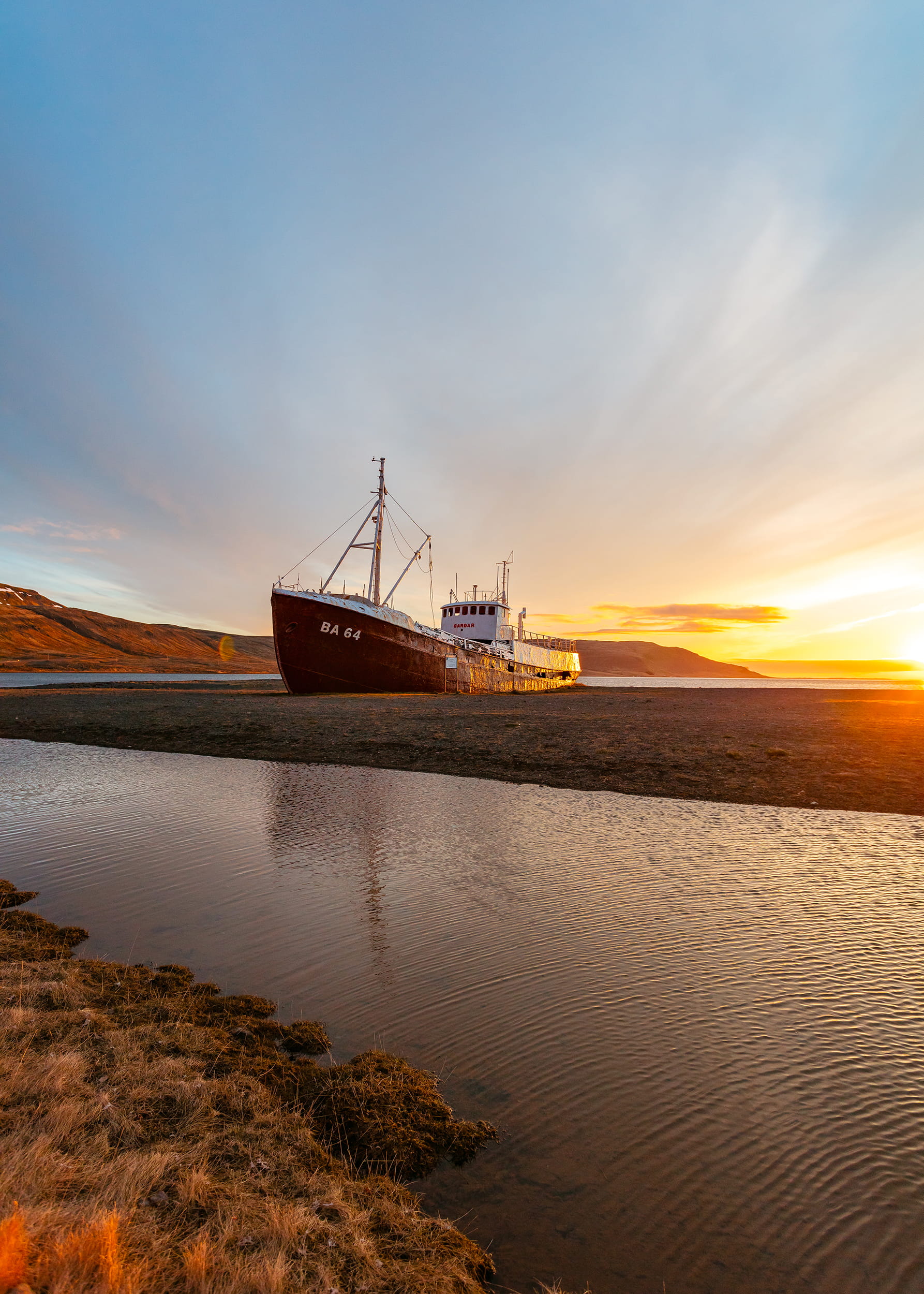 nature, transportation, daytime, nautical Vessel, dusk, boat, sand, industrial Ship, water, cloud - sky, BA-64, cargo Container, commercial Dock, seashore, Phone HD Wallpaper