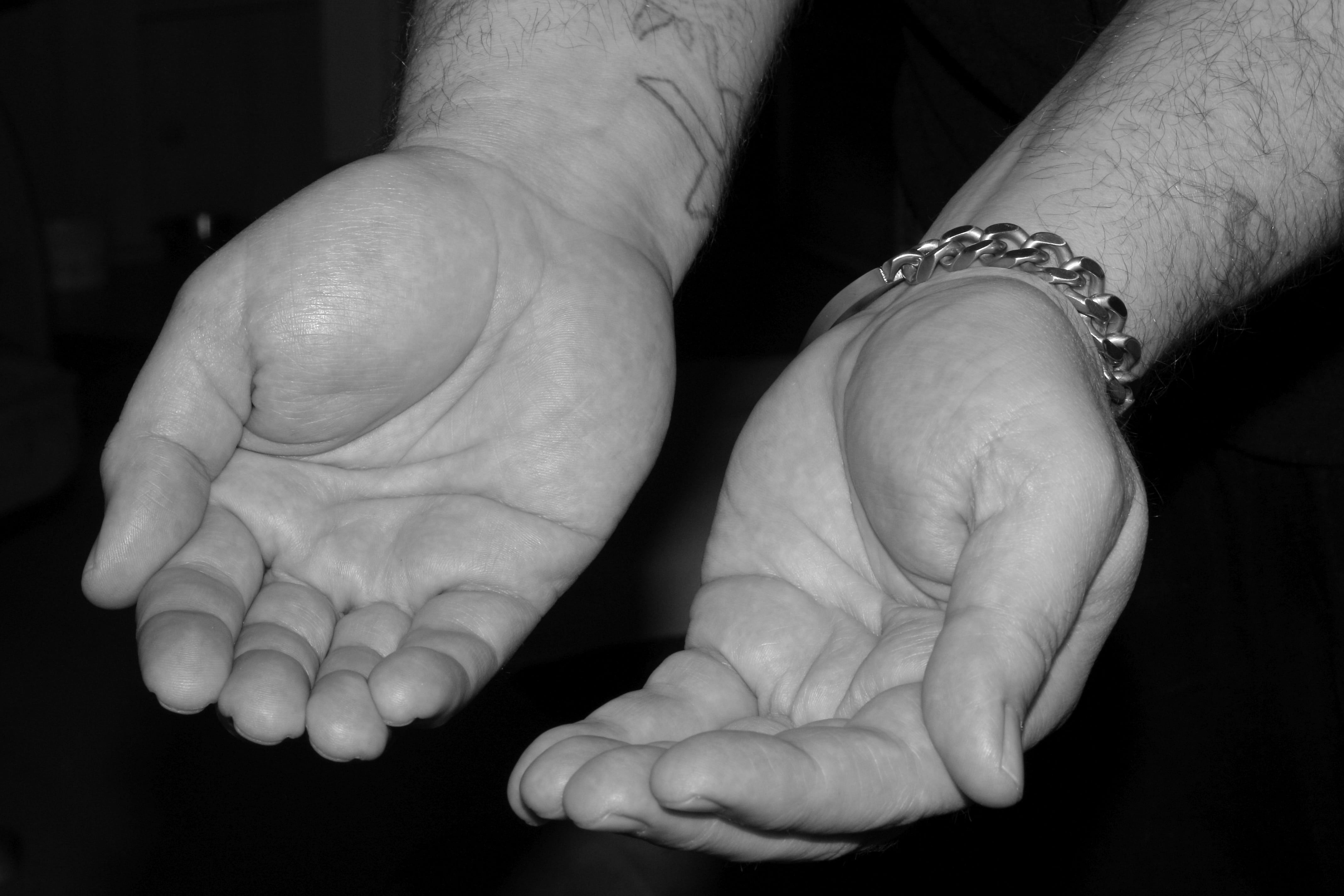 social issues, 4K, close-up, hands, little, human hand, wrinkled, poverty reduction, adult, black background, senior adult, thumb, pleading, human finger, HD Wallpaper