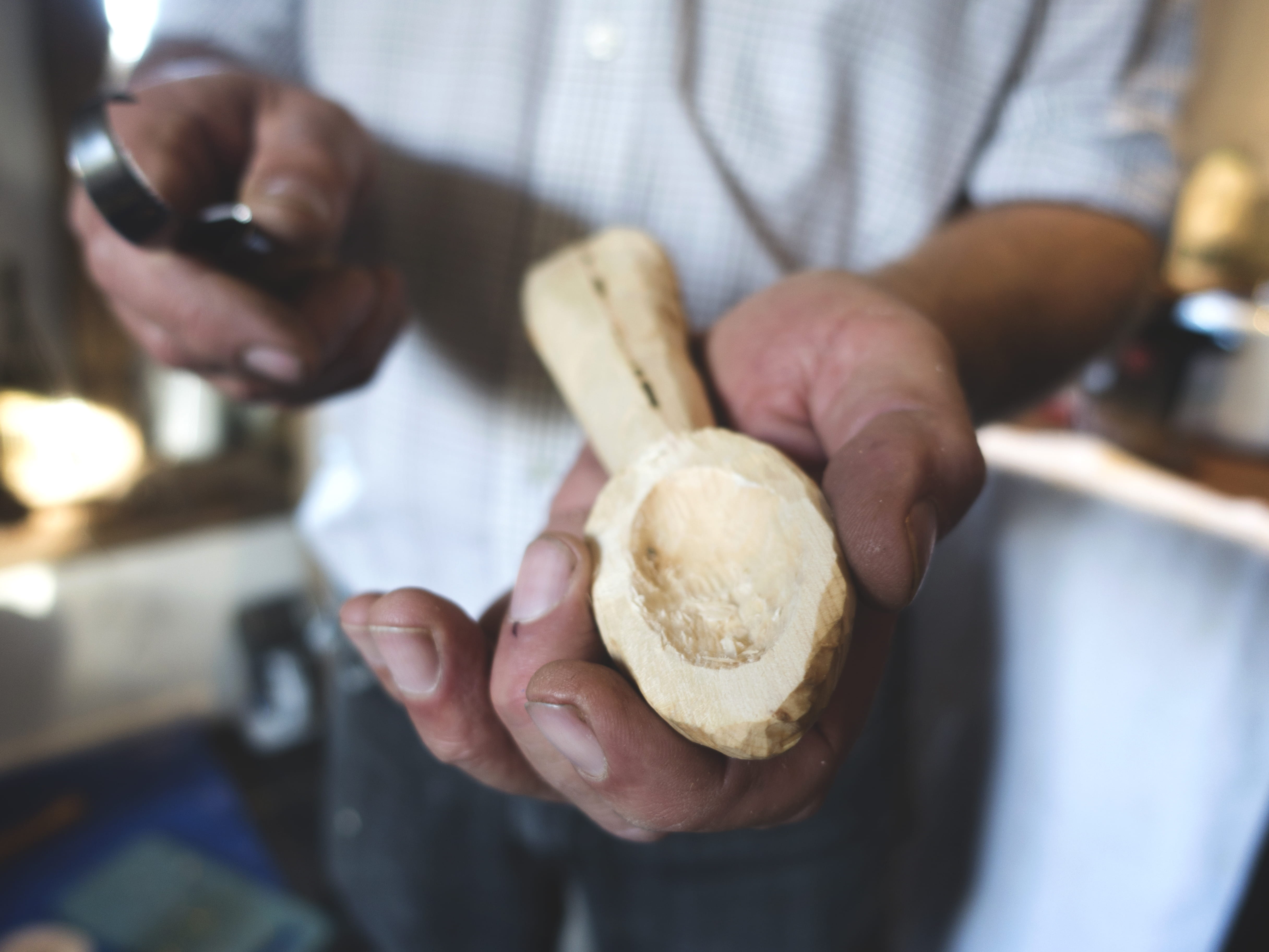 human hand, men, casual clothing, front view, food, carving, one person, midsection, preparation, occupation, craft, 4K, workshop, food and drink, handmade, HD Wallpaper