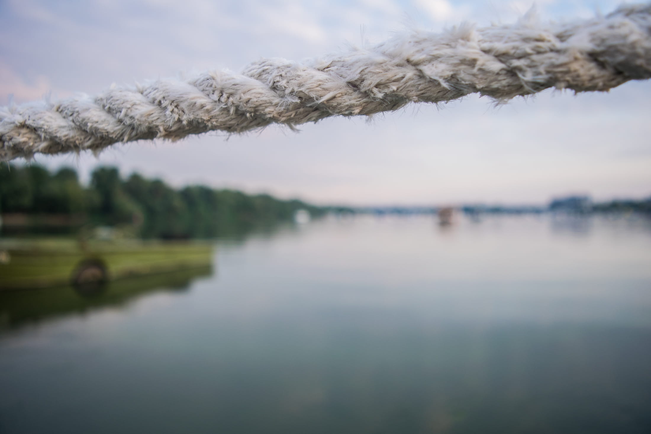water, winter, tree, scenics - nature, river, selective focus, no people, 1080P, horizont, bokeh, focus on foreground, belgrade, rope, nature, sky, blur, HD Wallpaper