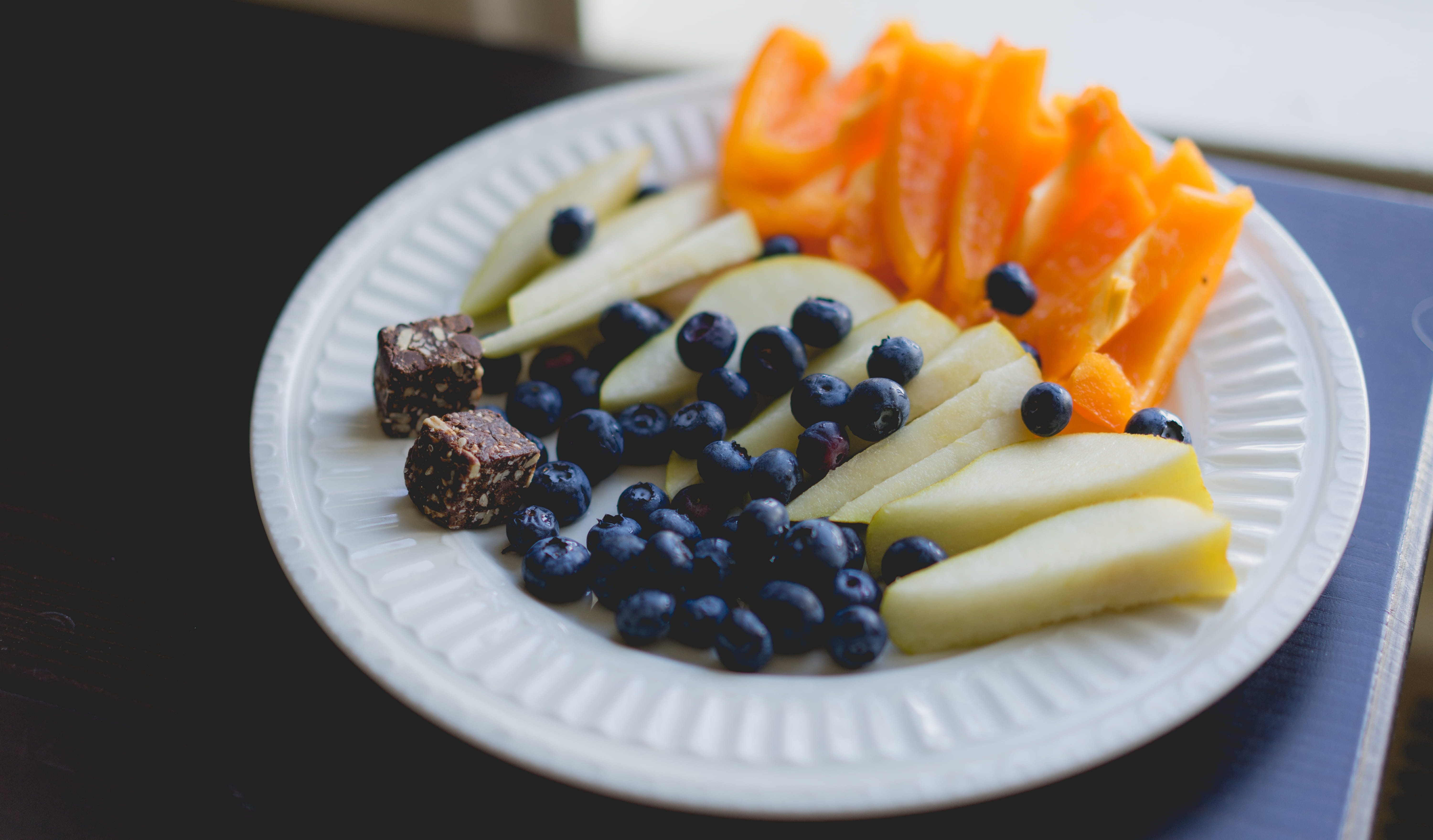 close-up, temptation, indulgence, breakfast, chocolate, blueberry, berry fruit, food, no people, indoors, prospect heights, meal, light, freshness, nom, HD Wallpaper