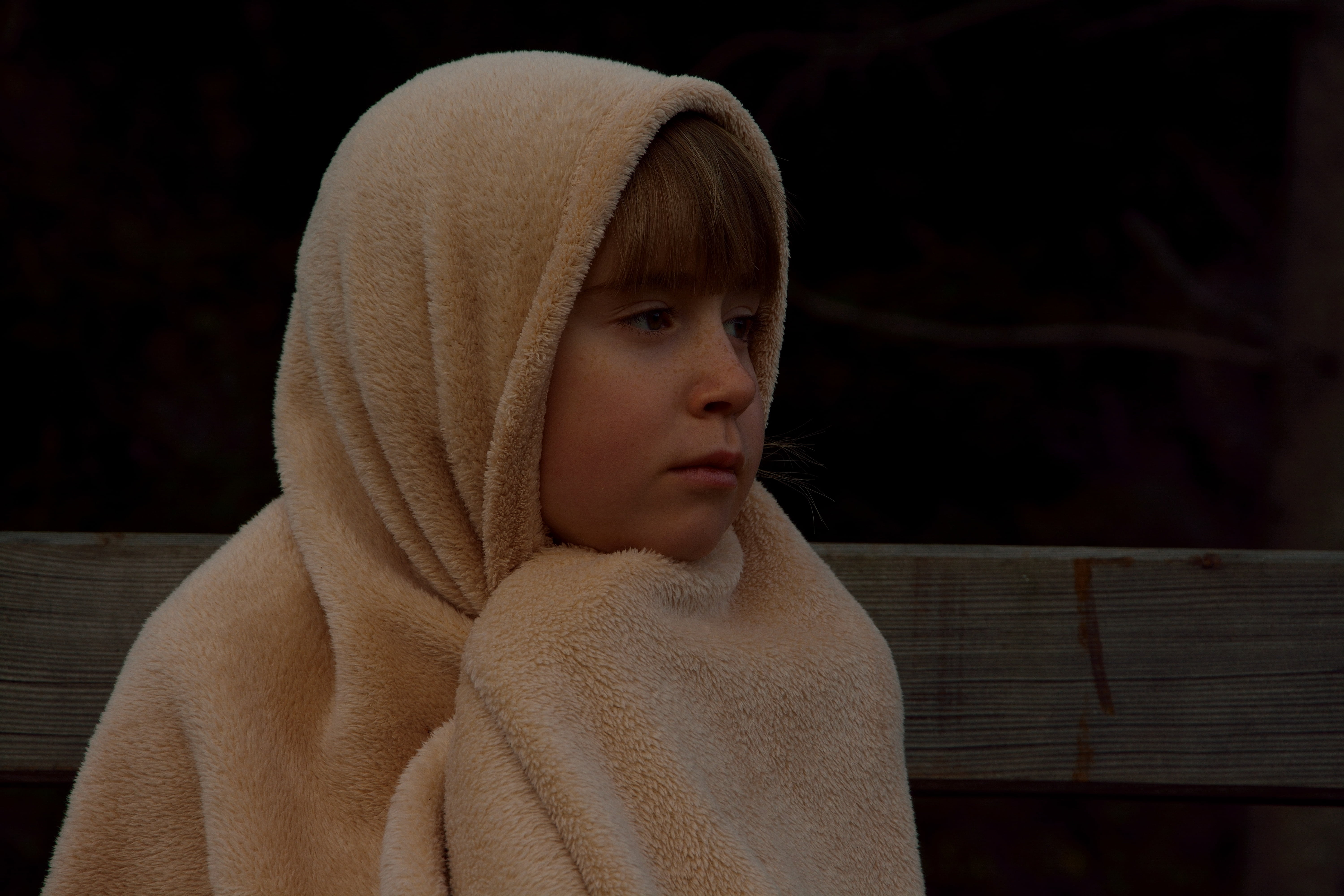 young adult, clothing, cold, contemplation, ze, lonely, sad, women, child, thoughtful, young women, girl, teenager, wrapped in a blanket, beauty, portrait, HD Wallpaper