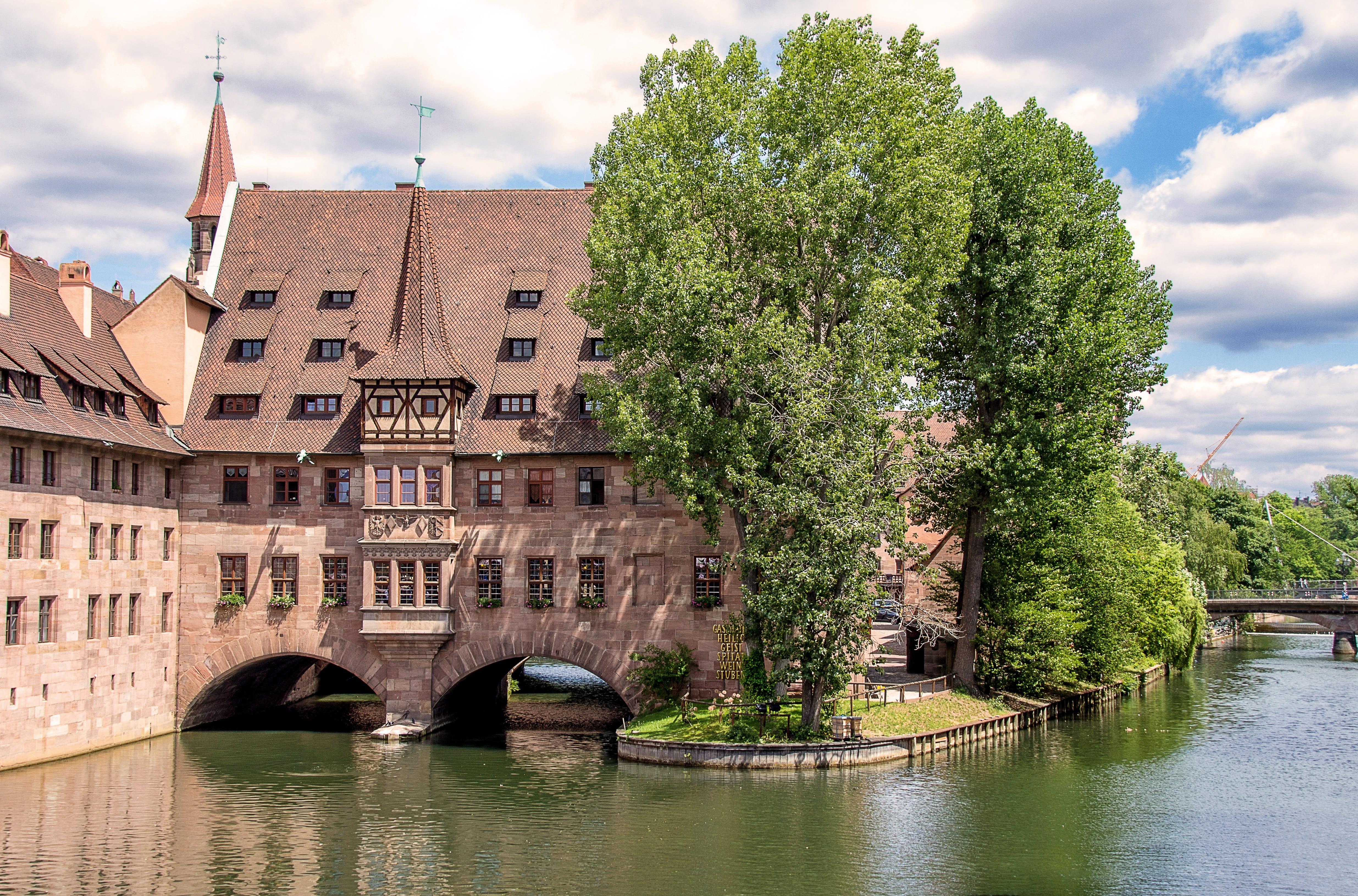 no people, bridge - man made structure, old town, nuremberg, cloud - sky, built structure, historic old town, waterfront, green, concrete, middle ages, HD Wallpaper