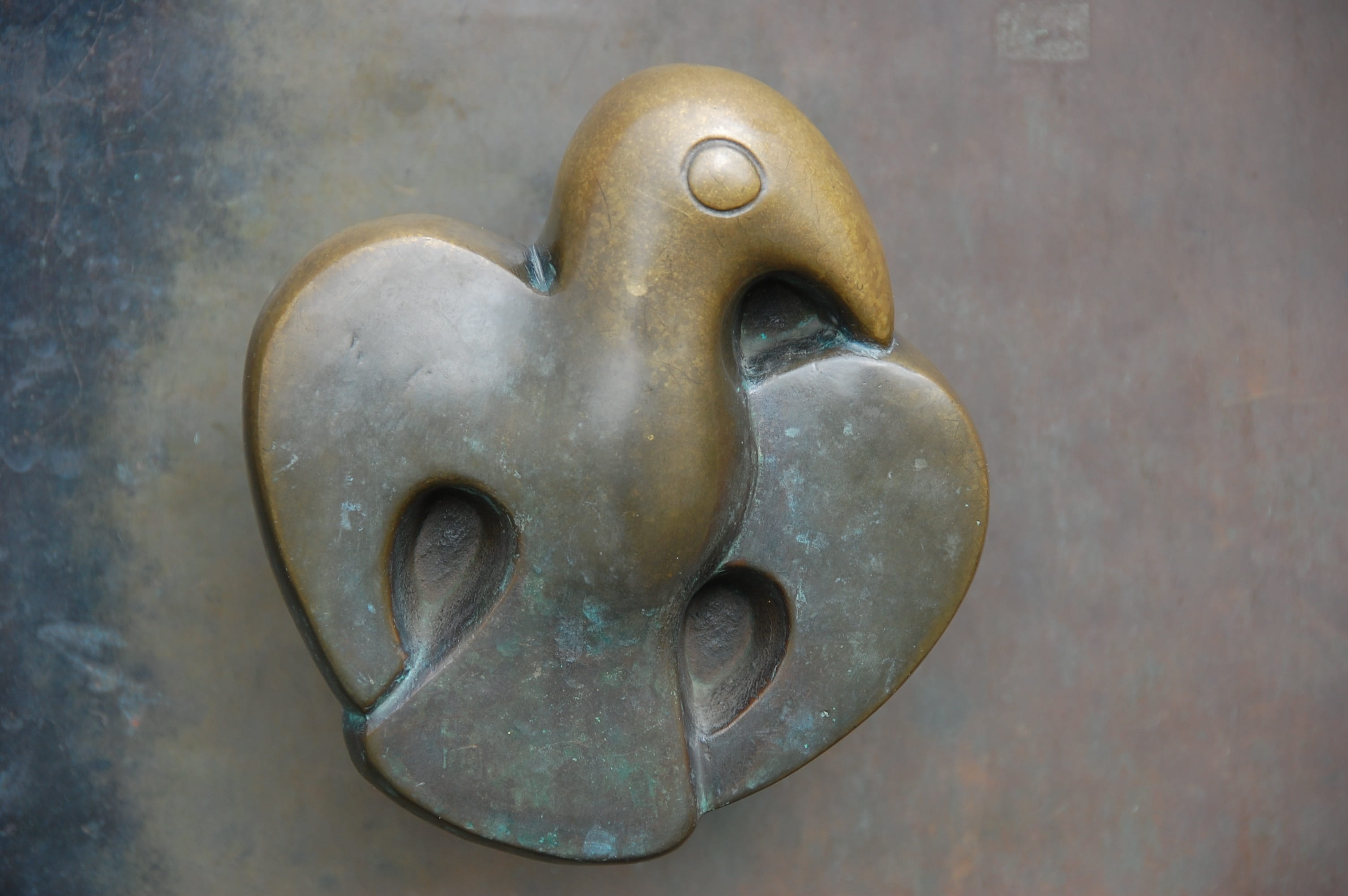 architecture, pattern, bronze - alloy, close-up, christian, creativity, holy, no people, faith, door, 2K, design, the past, security, shape, sculpture, HD Wallpaper