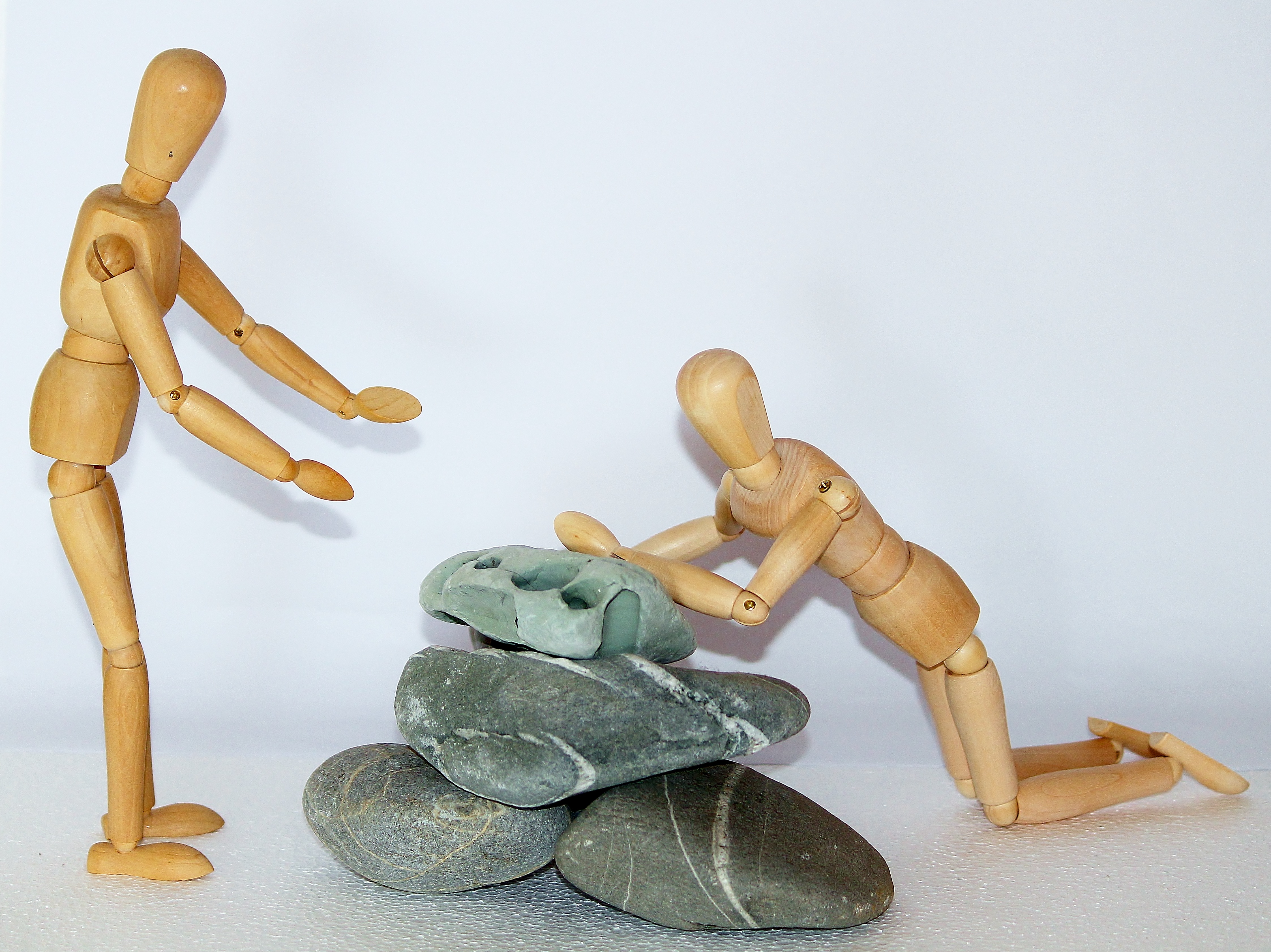 representation, dummies, wood - material, plunge, lying on the floor, difficulties, toy, friend, still life, insurmountable, stones, drawing, resistance, HD Wallpaper