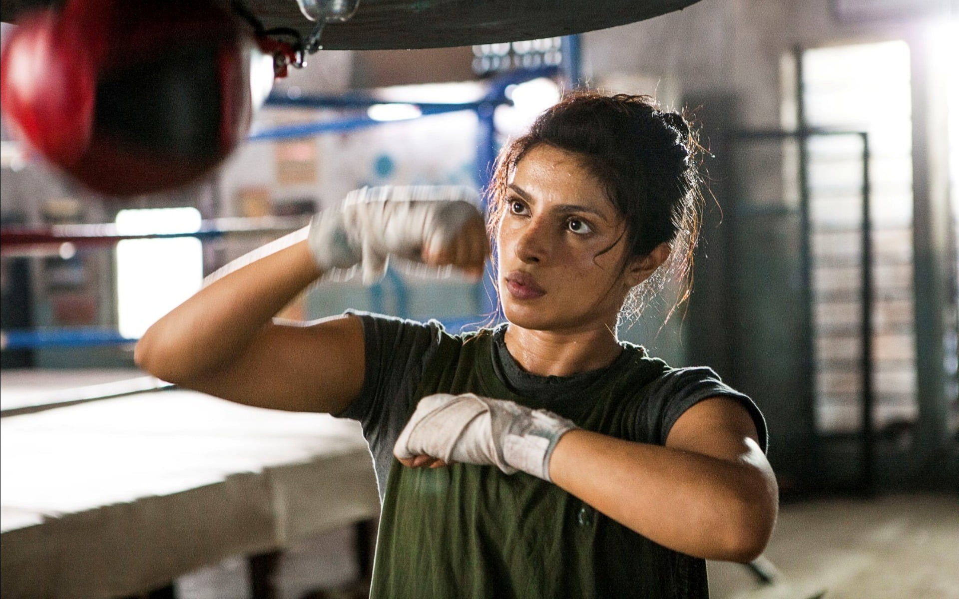 strength, bollywood, Bollywood Movies, chopra, one person, hairstyle, exercising, sleeveless, kom, focus on foreground, adult, young adult, gym, young women, HD Wallpaper