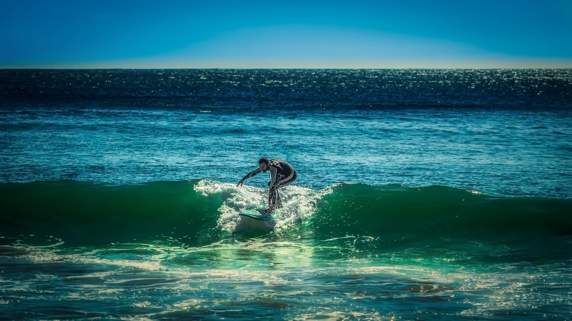 aquatic sport, lifestyles, leisure activity, horizon over water, 1080P, full length, atlantic, waterfront, sea, sport, horizon, men, nazare, adventure, HD Wallpaper
