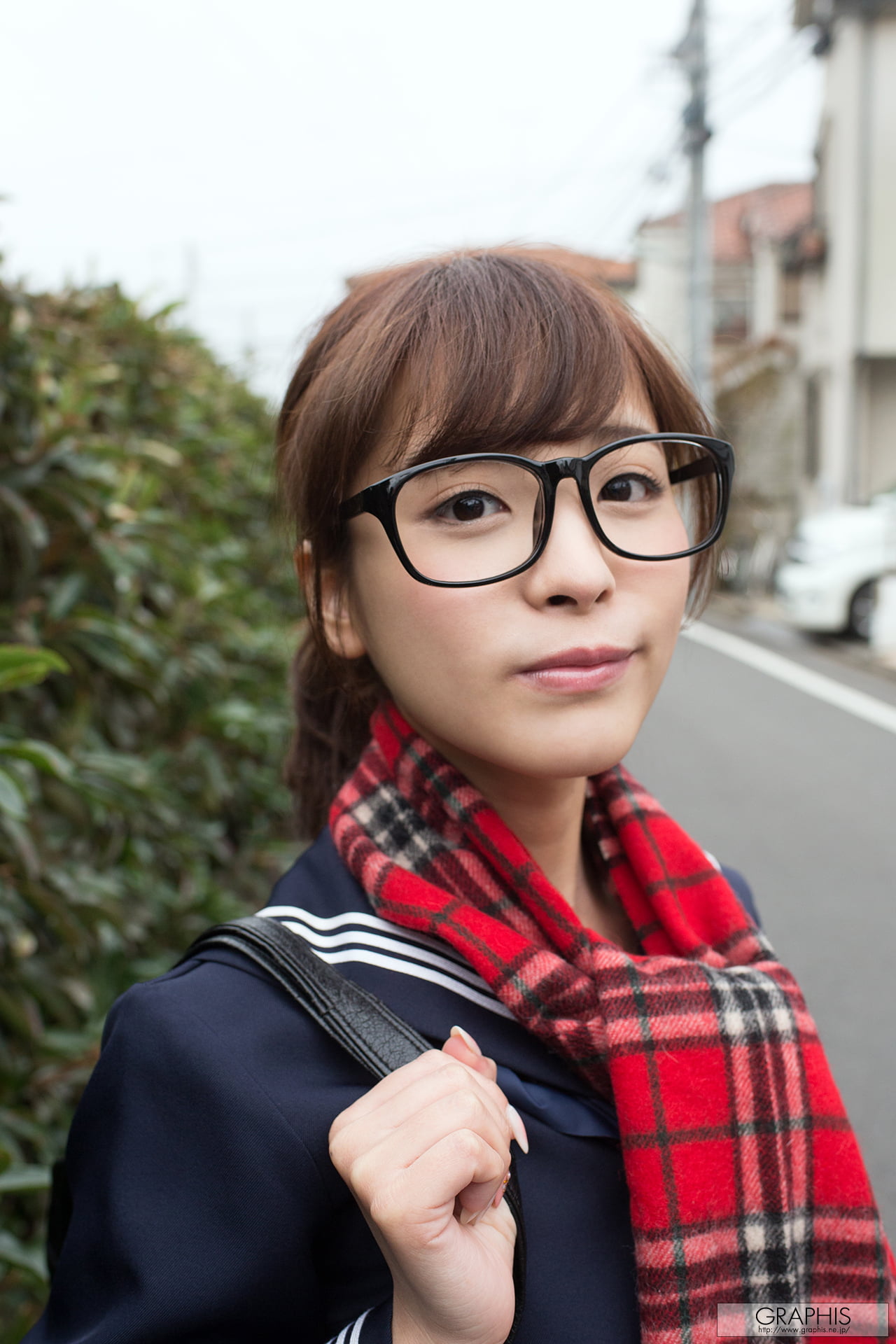 graphis, women, Asian, 1080P, portrait display, scarf, brunette, women outdoors, women with glasses, Phone HD Wallpaper