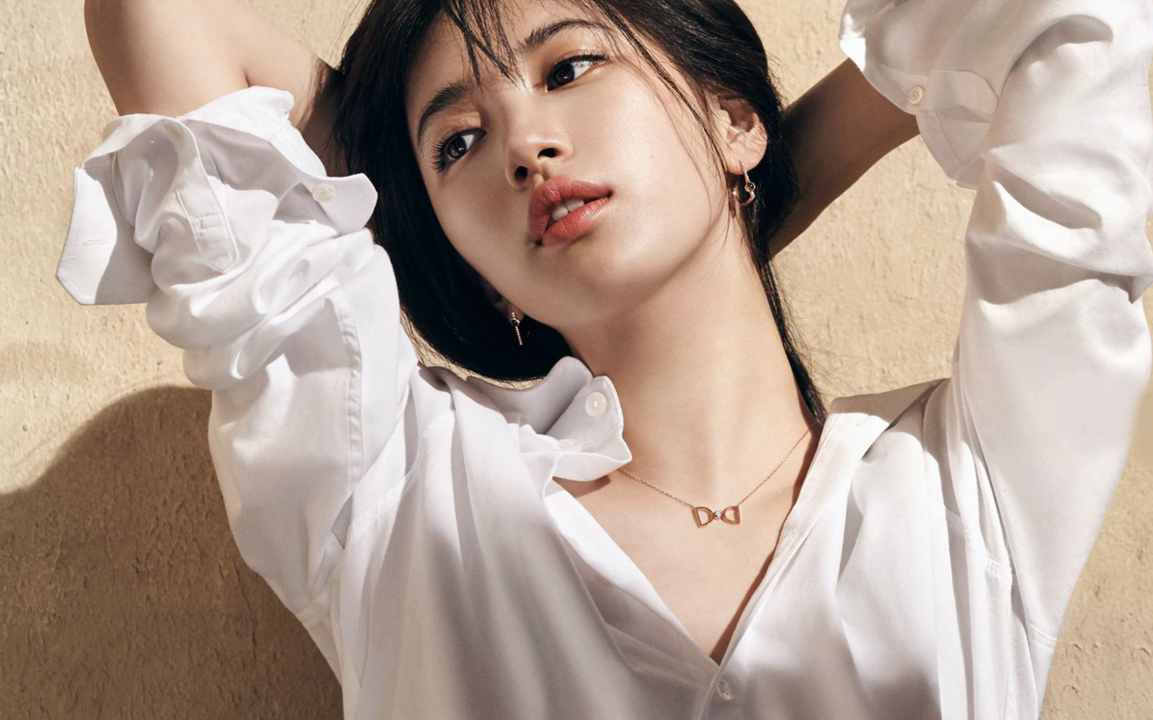 contemplation, real people, adult, looking at camera, lifestyles, kpop, women, one person, young adult, young women, white color, jewelry, beautiful woman, HD Wallpaper