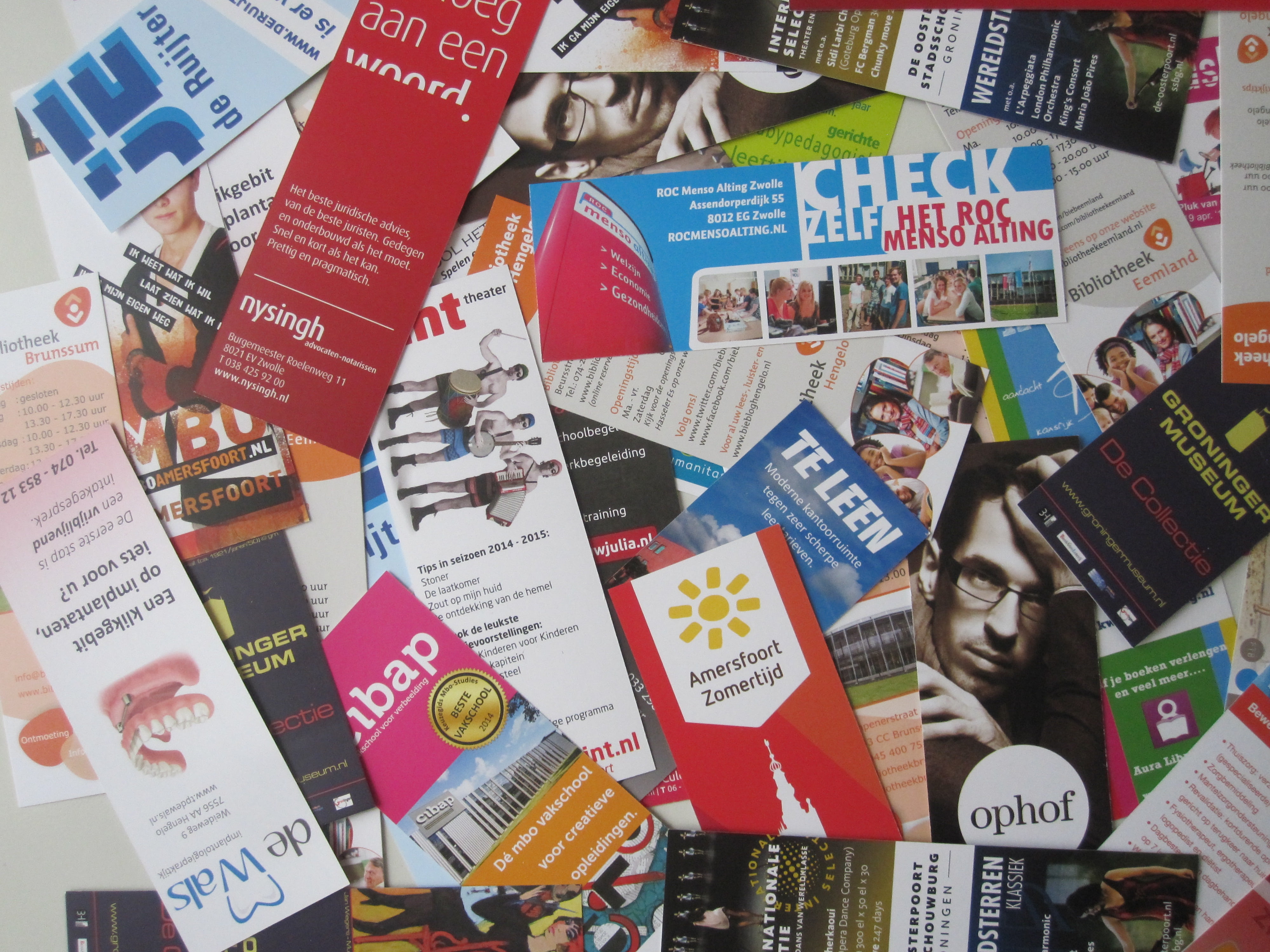 4K, bookmarks, book, close-up, collection, representation, choice, western script, large group of objects, multi colored, postage stamp, paper, visitors, HD Wallpaper