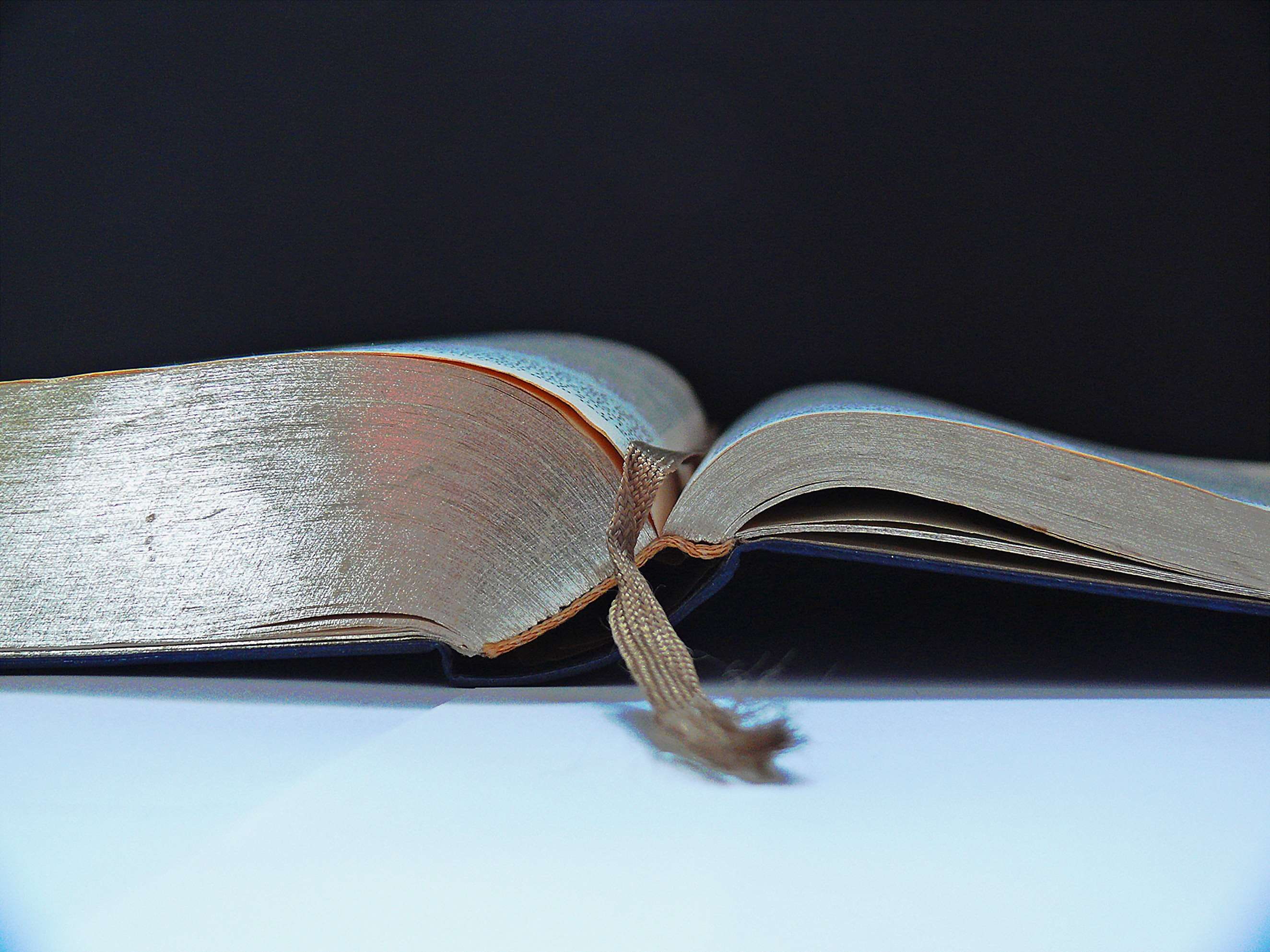 no people, old, wisdom, two objects, learning, publication, indoors, table, wood - material, bookmark, still life, studio shot, education, antique, study, HD Wallpaper