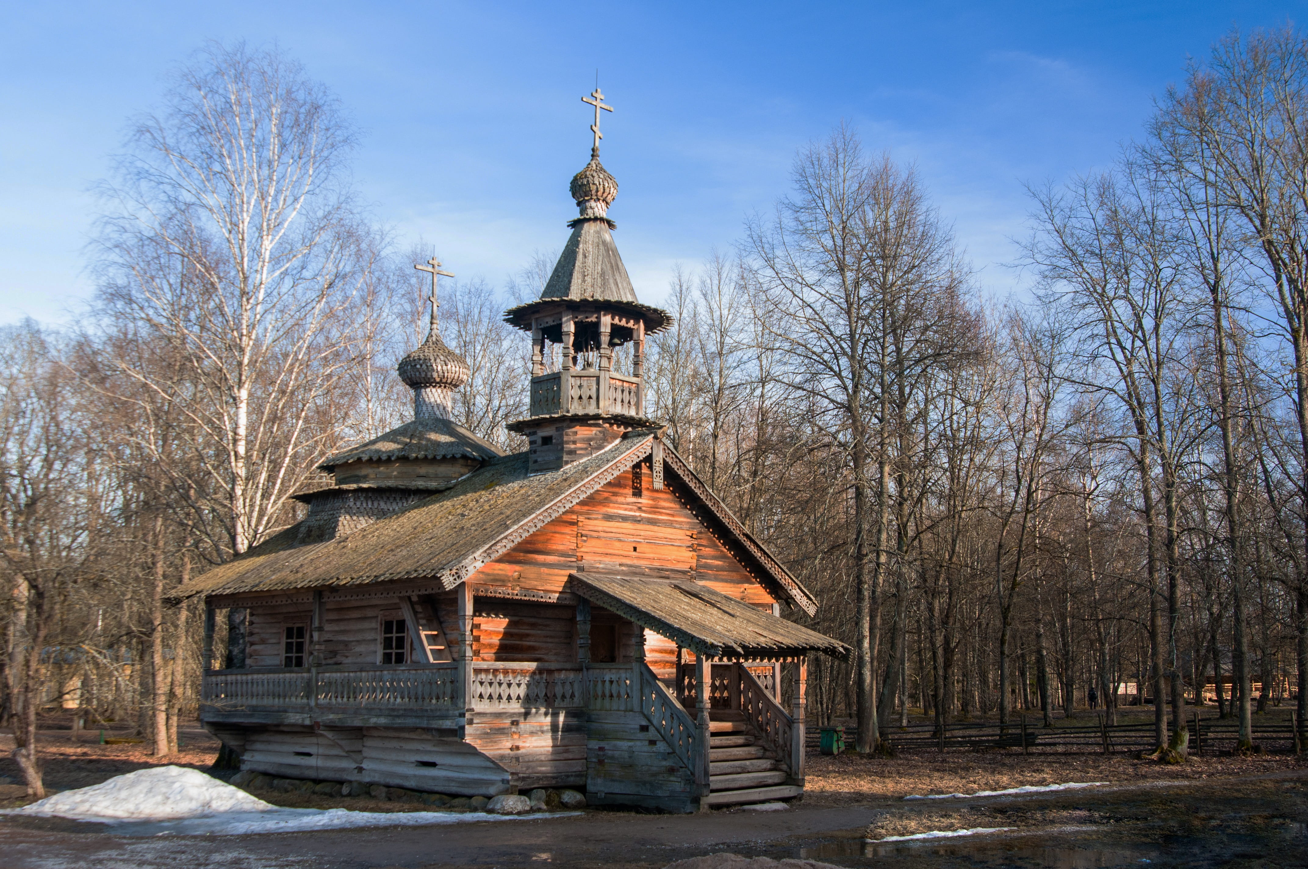 veliky novgorod, orthodox, belief, tree, russia, history, house, day, 4K, building, wood - material, travel, place of worship, no people, old, sky, cross, HD Wallpaper