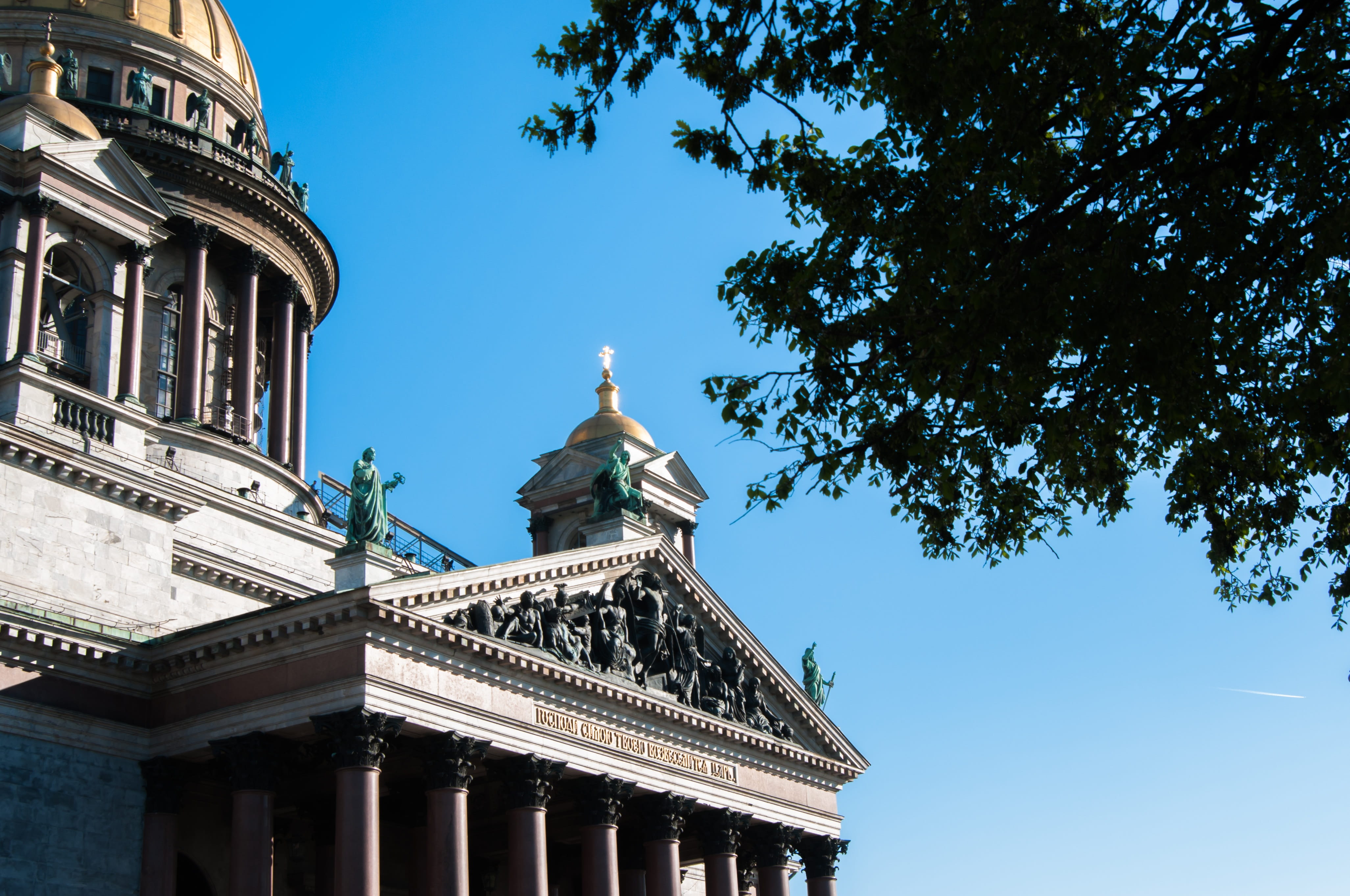 sculpture, orthodox, low angle view, travel destinations, clear sky, cathedral, blue, church, city centre, outdoors, beautiful temple, architecture, religious, HD Wallpaper