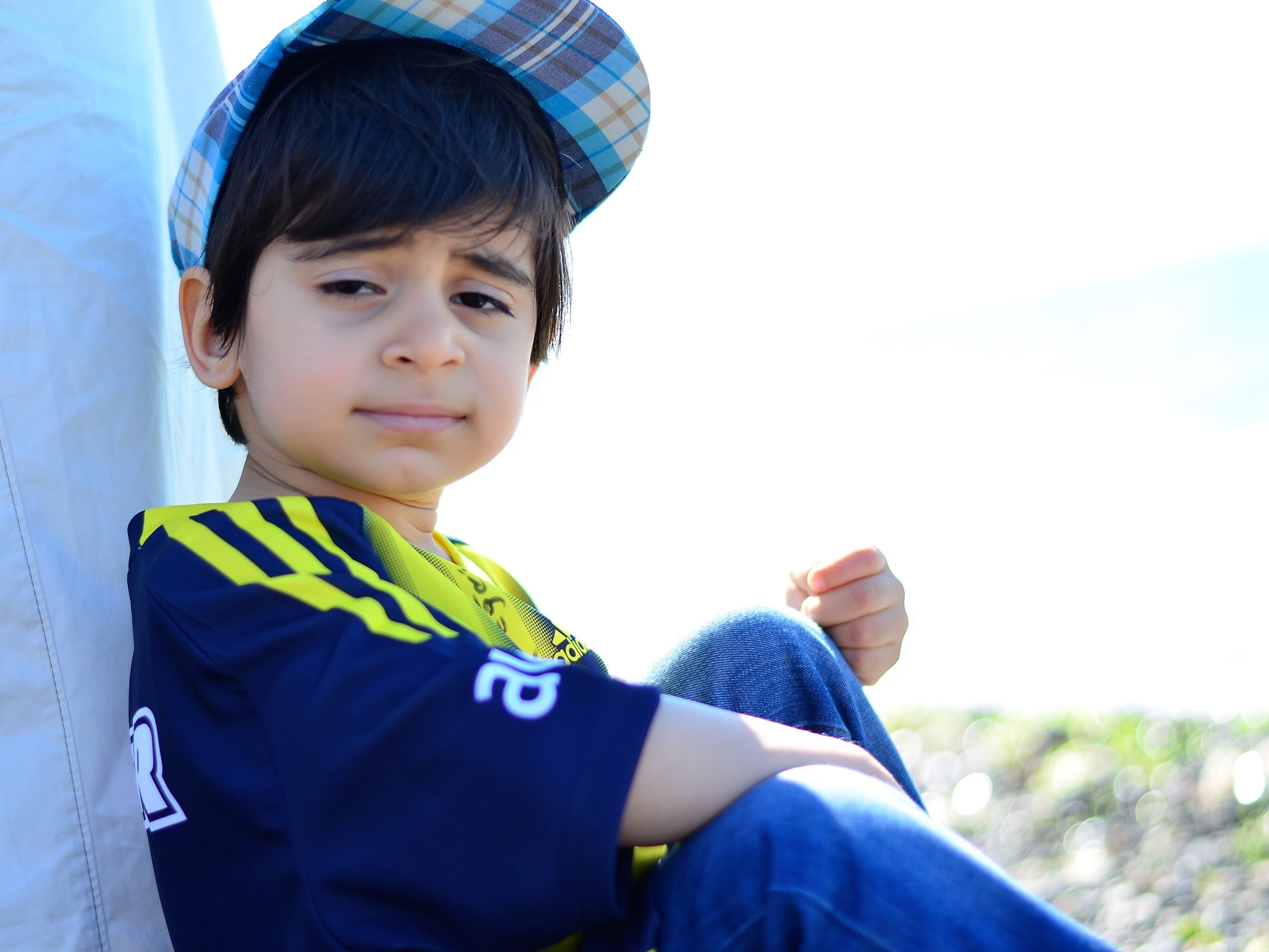 child, love, men, happiness, boy, casual clothing, front view, real people, hat child, calm down boy, 2K, leisure activity, looking at camera, focus on foreground, HD Wallpaper