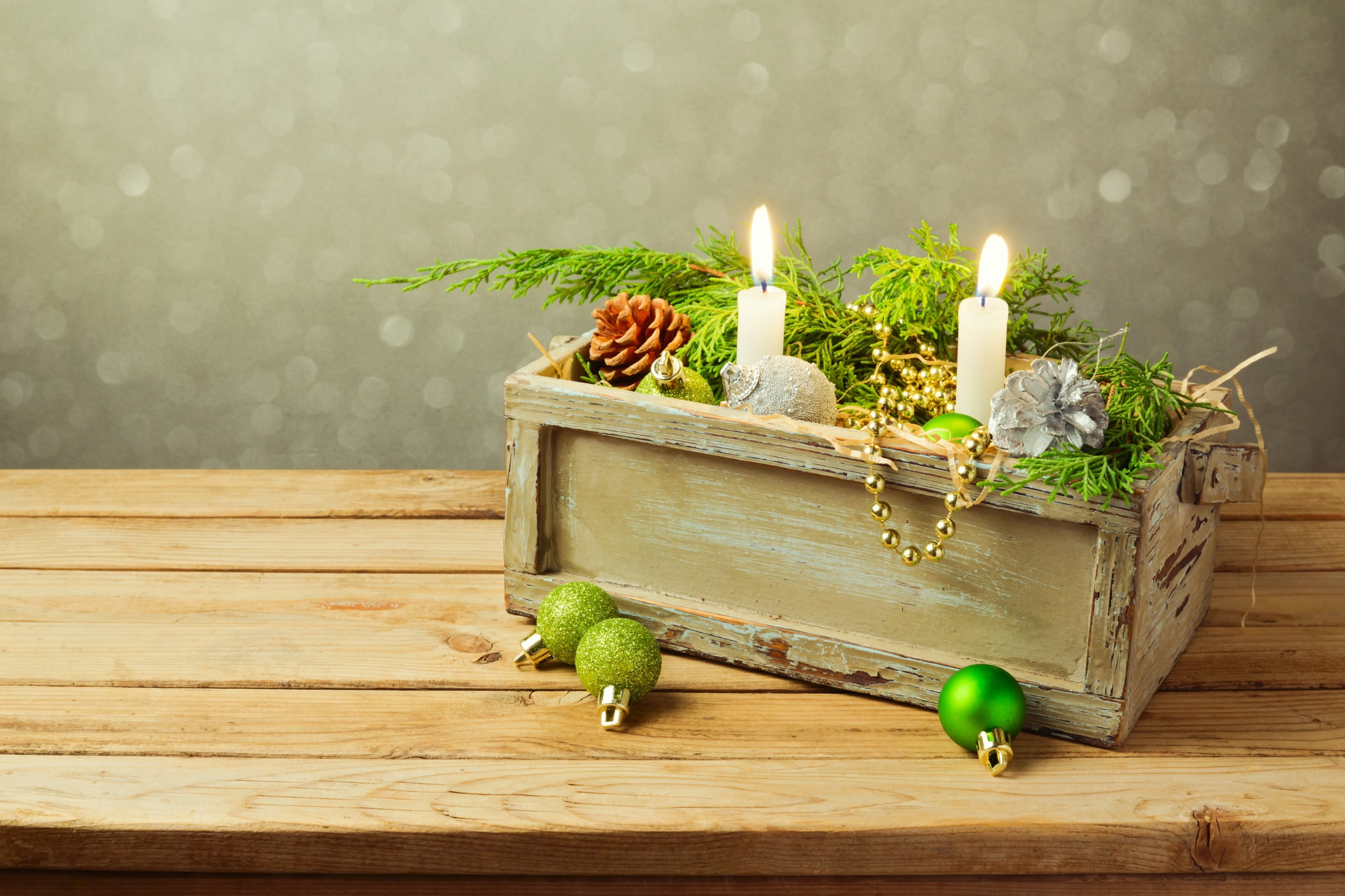 Christmas ornaments , leaf, container, close-up, no people, day, candles, Christmas, green color, candle, vegetable, wood - material, wellbeing, fruit, HD Wallpaper