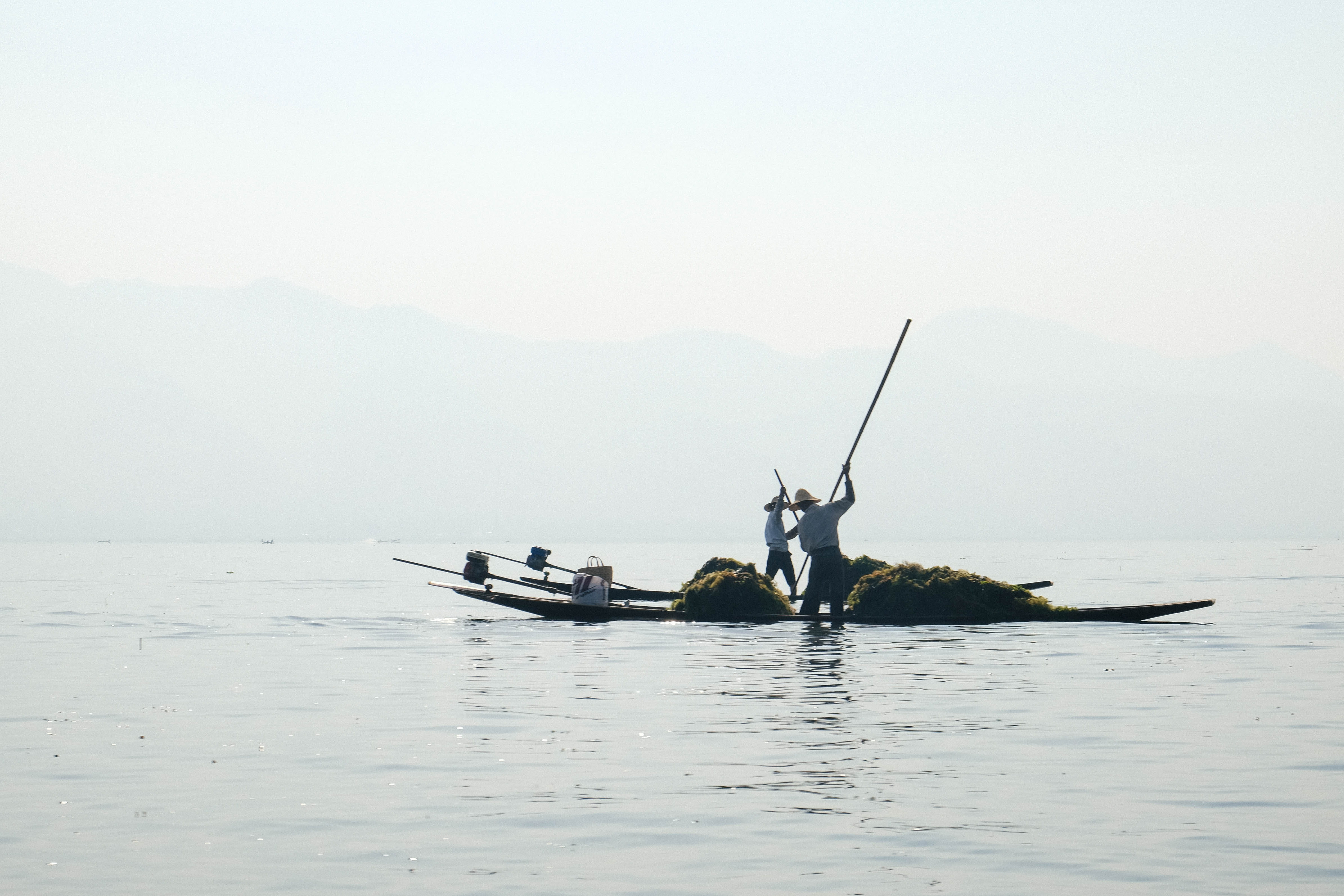 oar, copy space, human arm, nature, white, transportation, day, lake, outdoors, myanmar (burma), beauty in nature, 4K, men, sky, ancient, one person, nautical vessel, HD Wallpaper