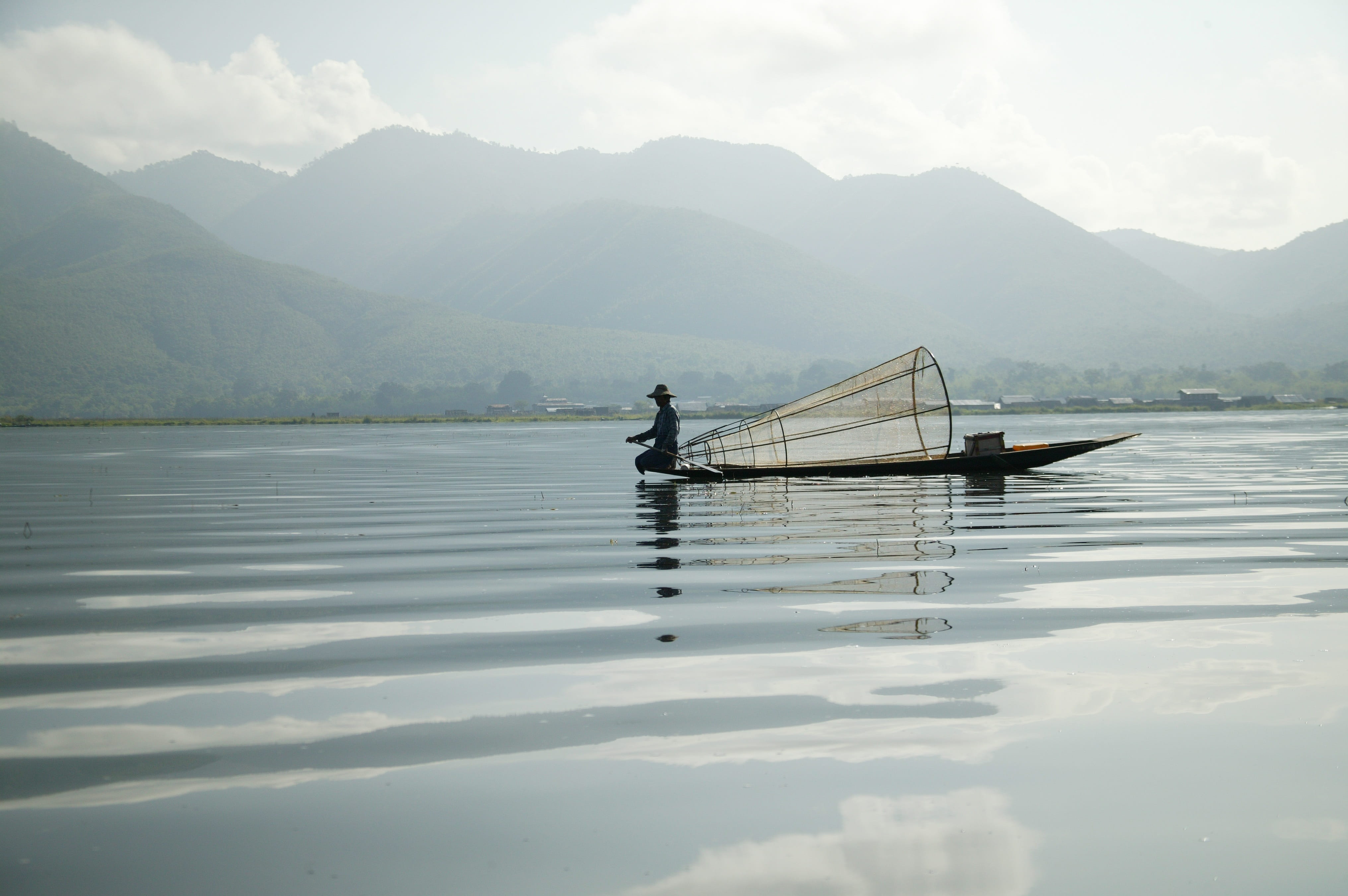 lake, rowboat, floating on water, travel, one person, mountain range, nautical vessel, adult, outdoors, water, transportation, scenics - nature, sky, Lake Inle, HD Wallpaper