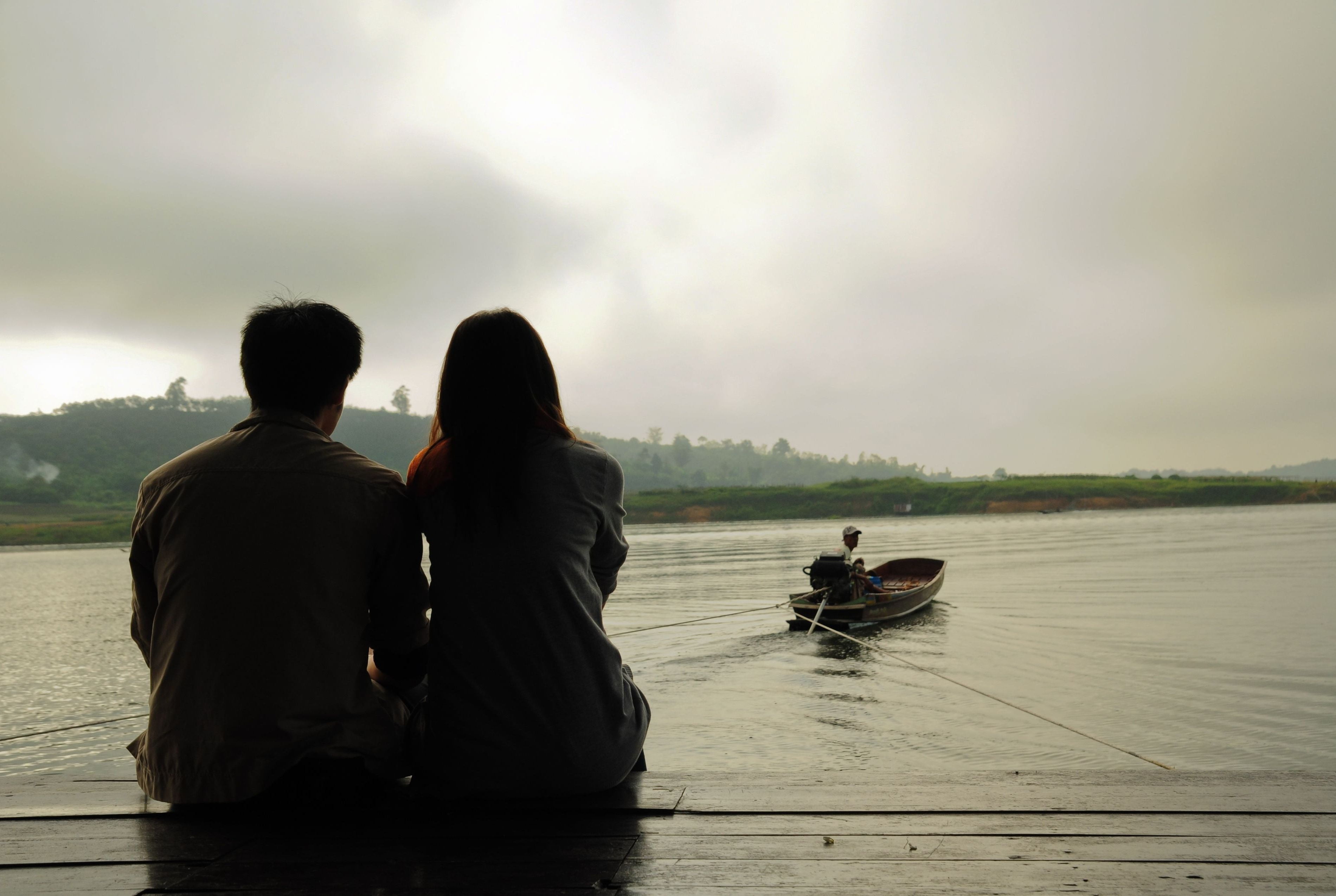 couple, love, transportation, leisure activity, people, back Lit, silhouette, sleeved, lake, outdoors, vacations, river, sky, long, water, evening, travel Destinations, HD Wallpaper