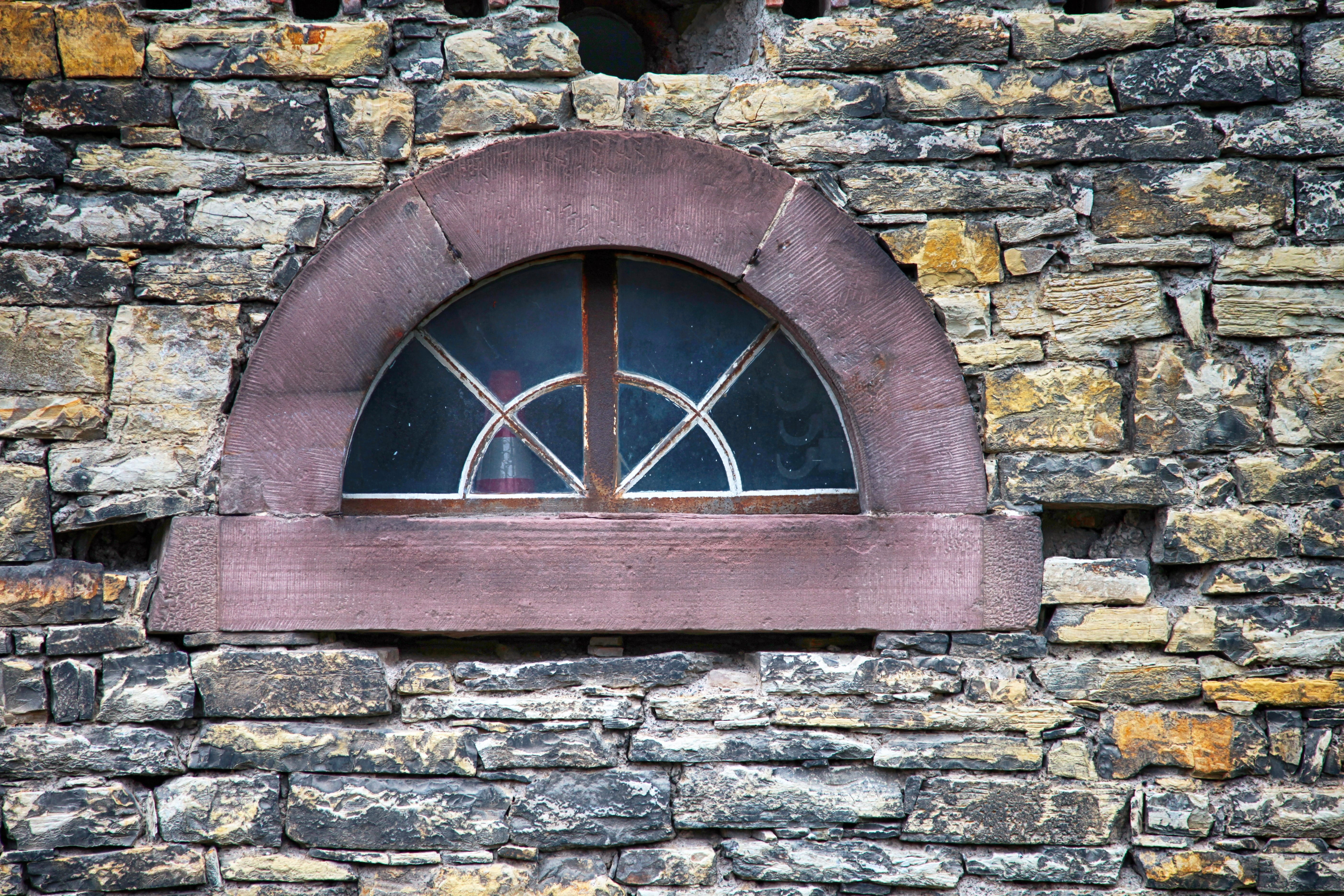 old masonry, stone material, arch, close-up, shed old, architecture, discs, solid, 5K, old window, window, day, glass, brick wall, limestone, built structure, HD Wallpaper