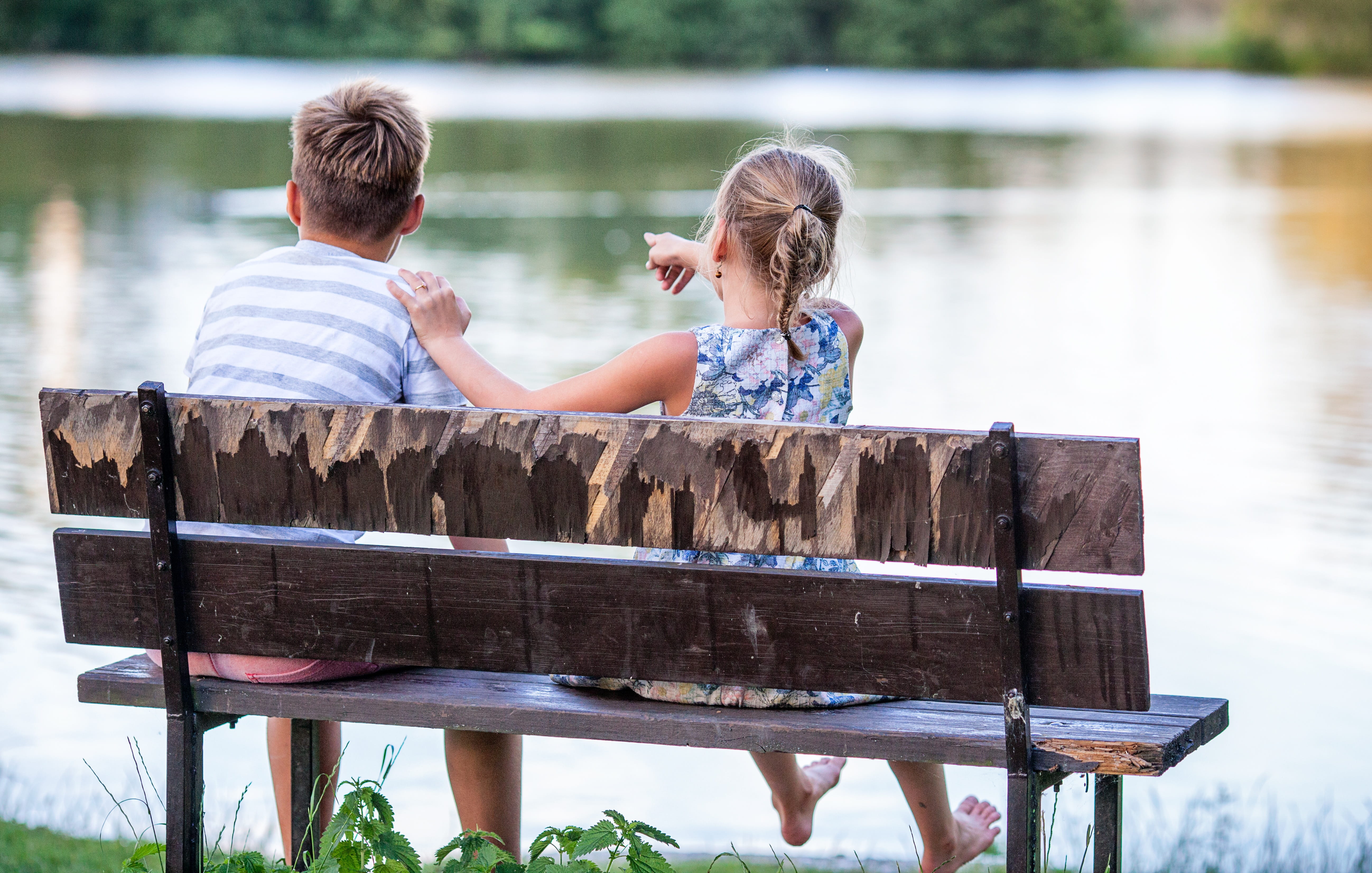 females, positive emotion, child, sight seeing, depth of field, women, people, togetherness, sitting, chair, bench, selective, sister, looking, day, bonding, HD Wallpaper