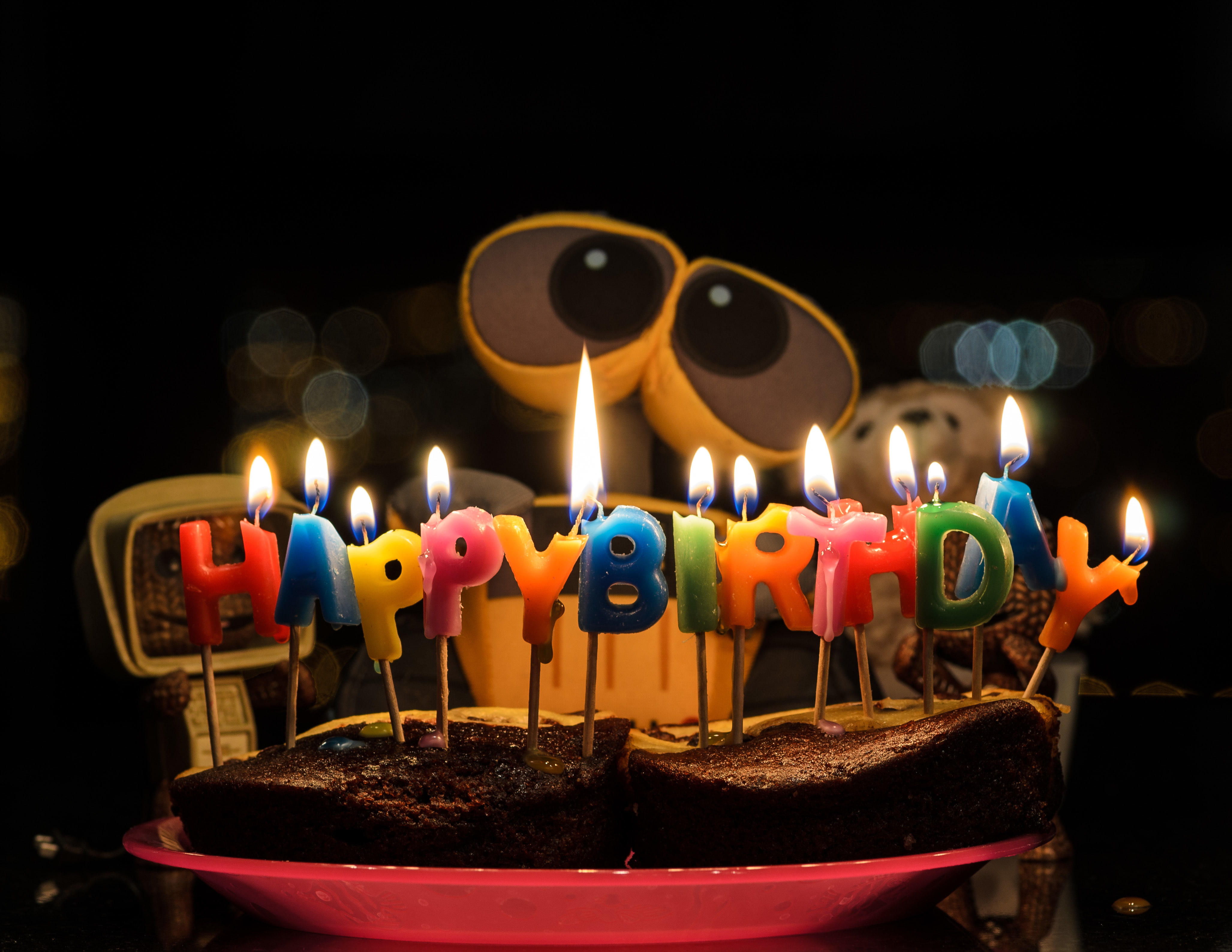 sweet food, illuminated, celebration, black background, 4K, event, 4K, Happy Birthday, birthday cake, heat - temperature, food, cake, temptation, birthday, HD Wallpaper