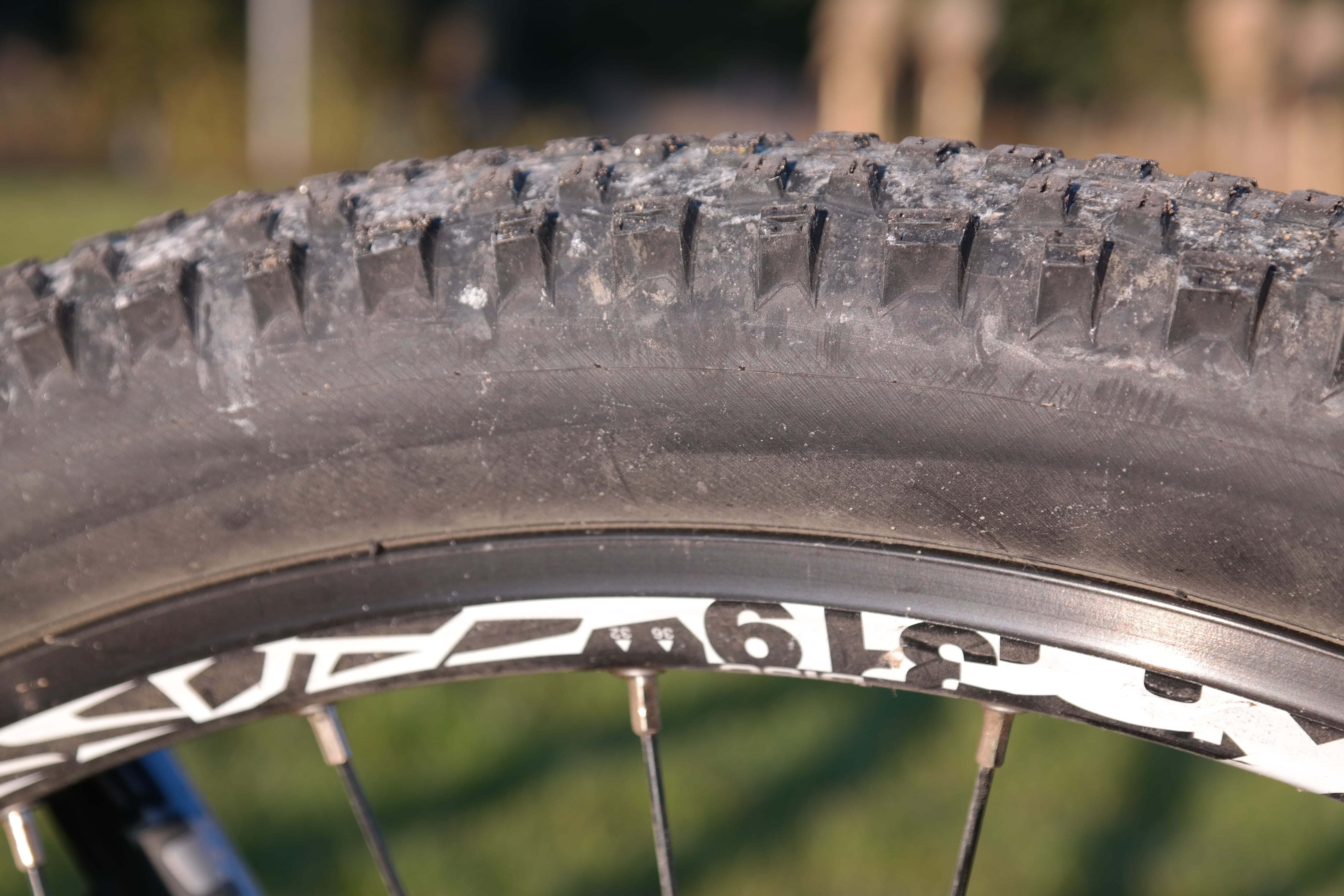 close, speed, single object, tunnel, focus on foreground, extreme close-up, racing ralph, spoke, 5K, tire, bicycle, mountain bike, close-up, day, profile, HD Wallpaper