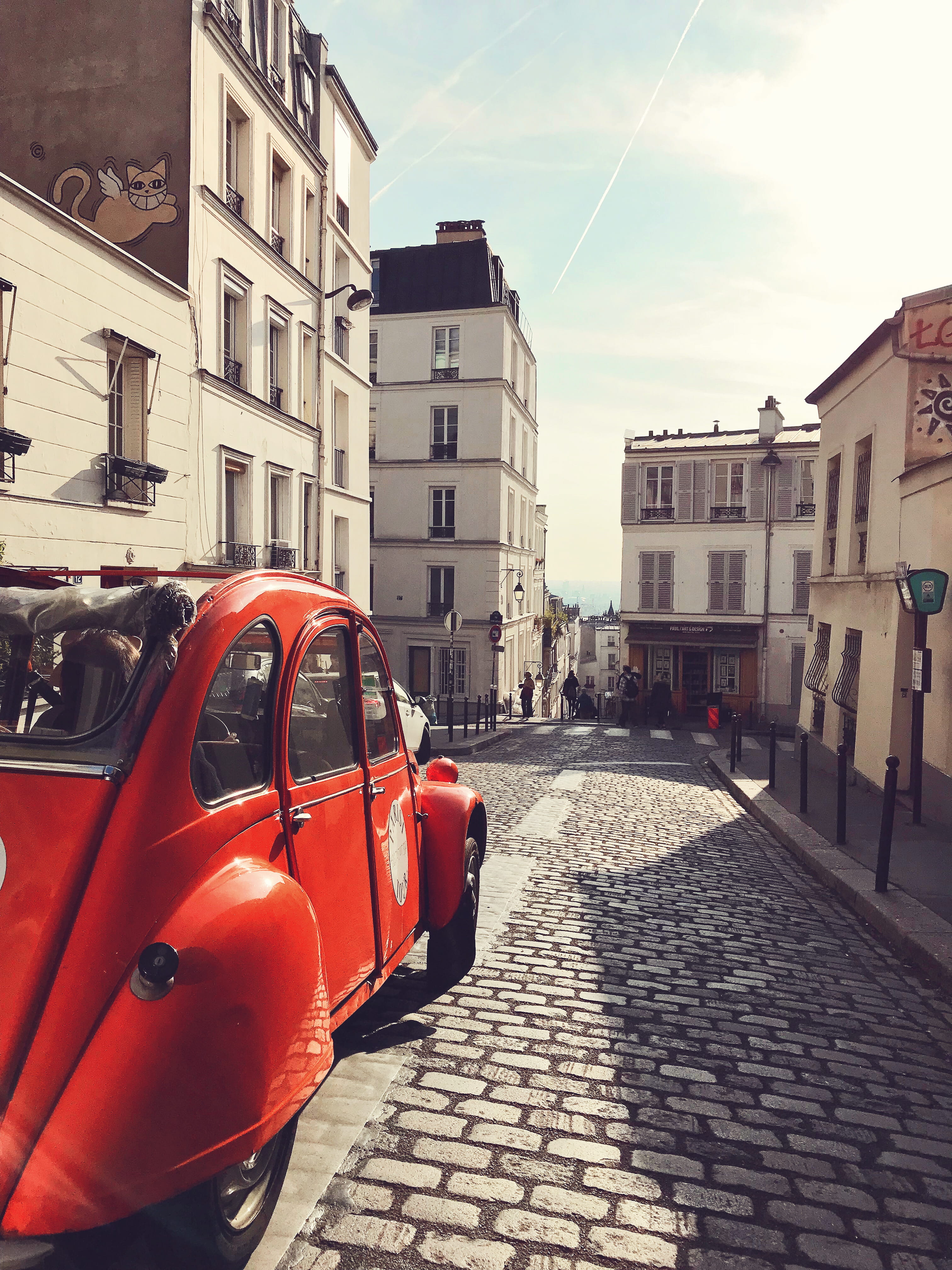 paris, montmartre, sky, sunlight, cobblestone, day, red, mode of transportation, transportation, residential district, building exterior, cloud - sky, france, Phone HD Wallpaper