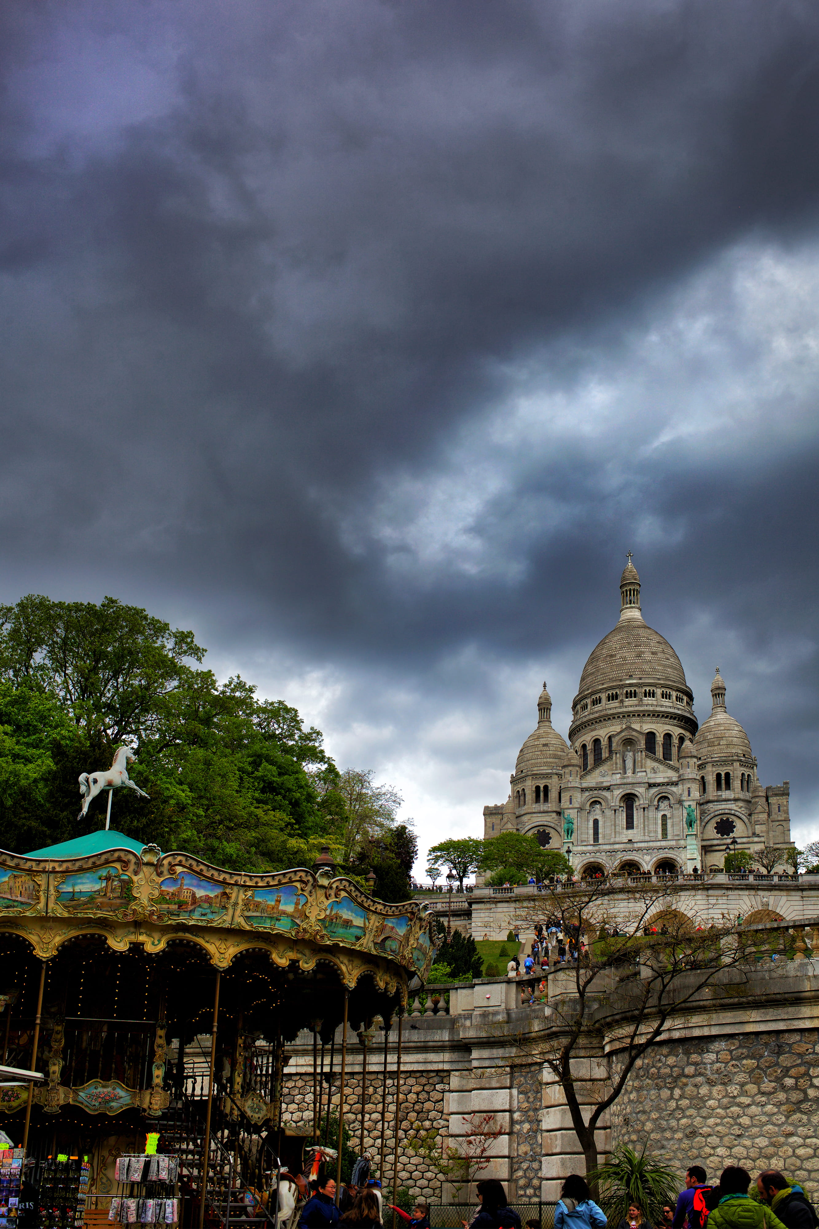 building, cloud - sky, landscape, sacre-coeur, 4K, building exterior, place of worship, religion, montmartre, outdoors, belief, travel destinations, the past, Phone HD Wallpaper
