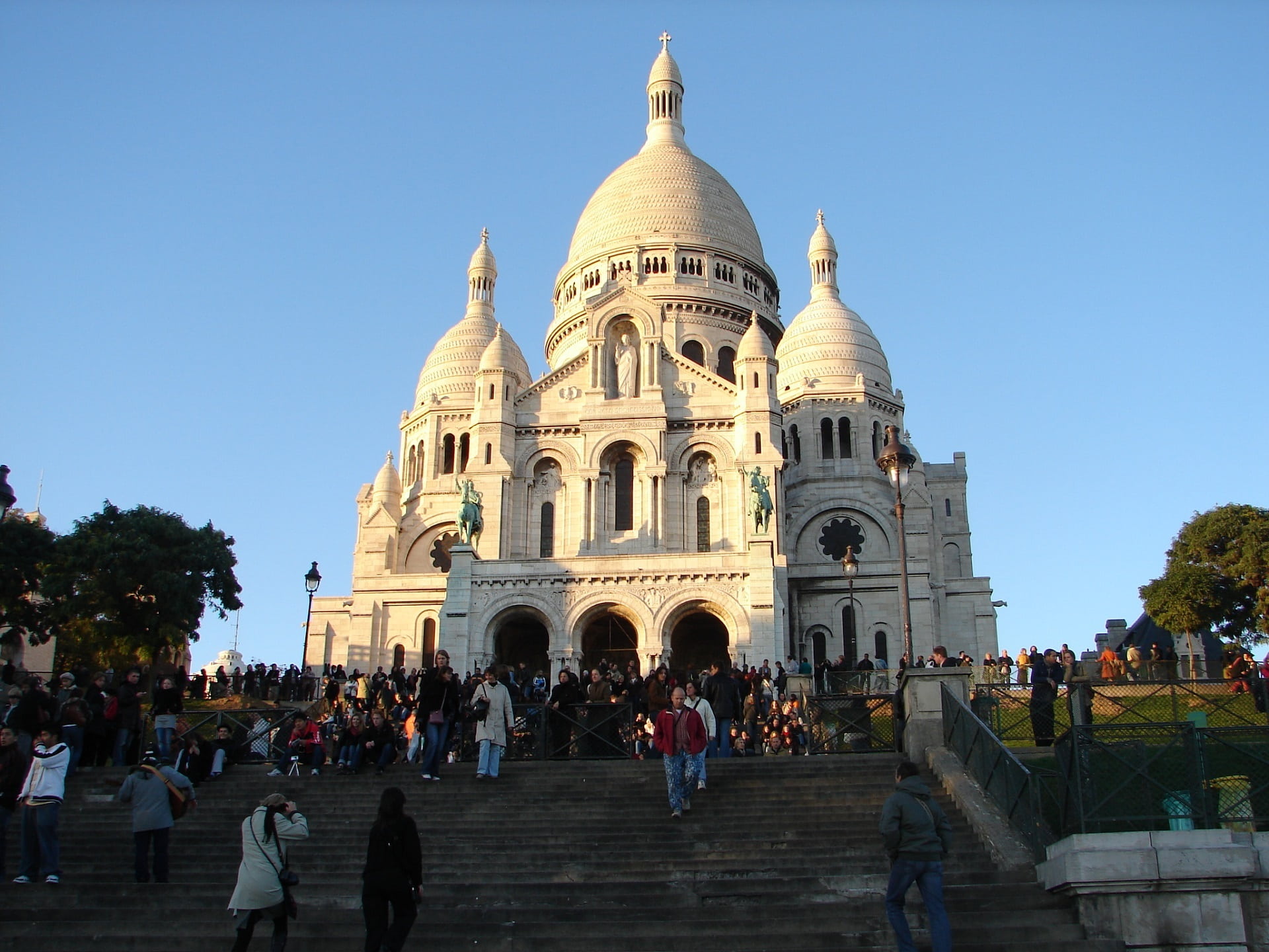 historic, spirituality, europe, building, sky, architecture, church, urban, religion, clear sky, dome, basilica, hill, lifestyles, built structure, place of worship, HD Wallpaper