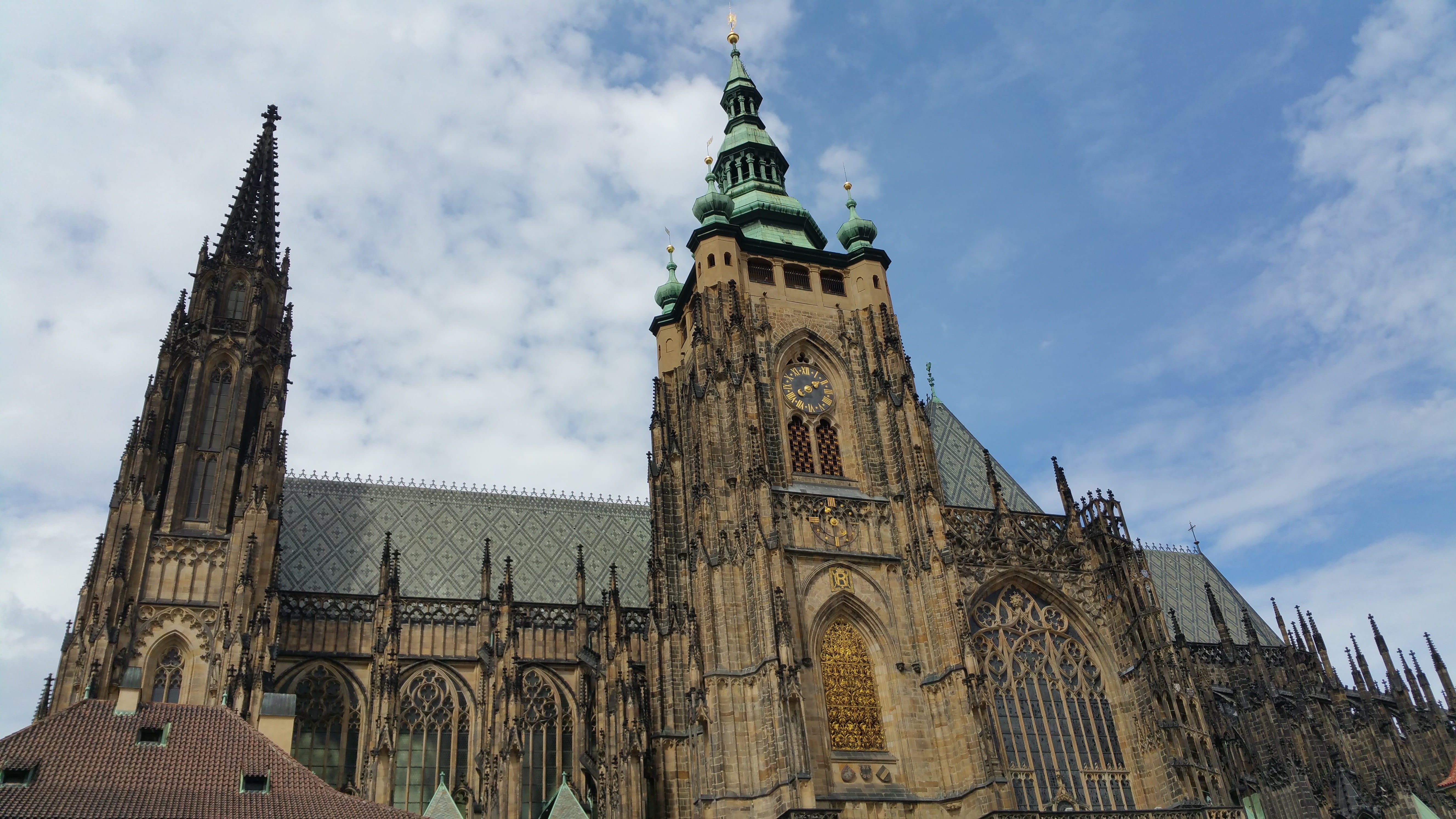 belief, building, architecture, nature, czech, cloud - sky, low angle view, vitus, no people, st vitus, building exterior, place of worship, spirituality, HD Wallpaper