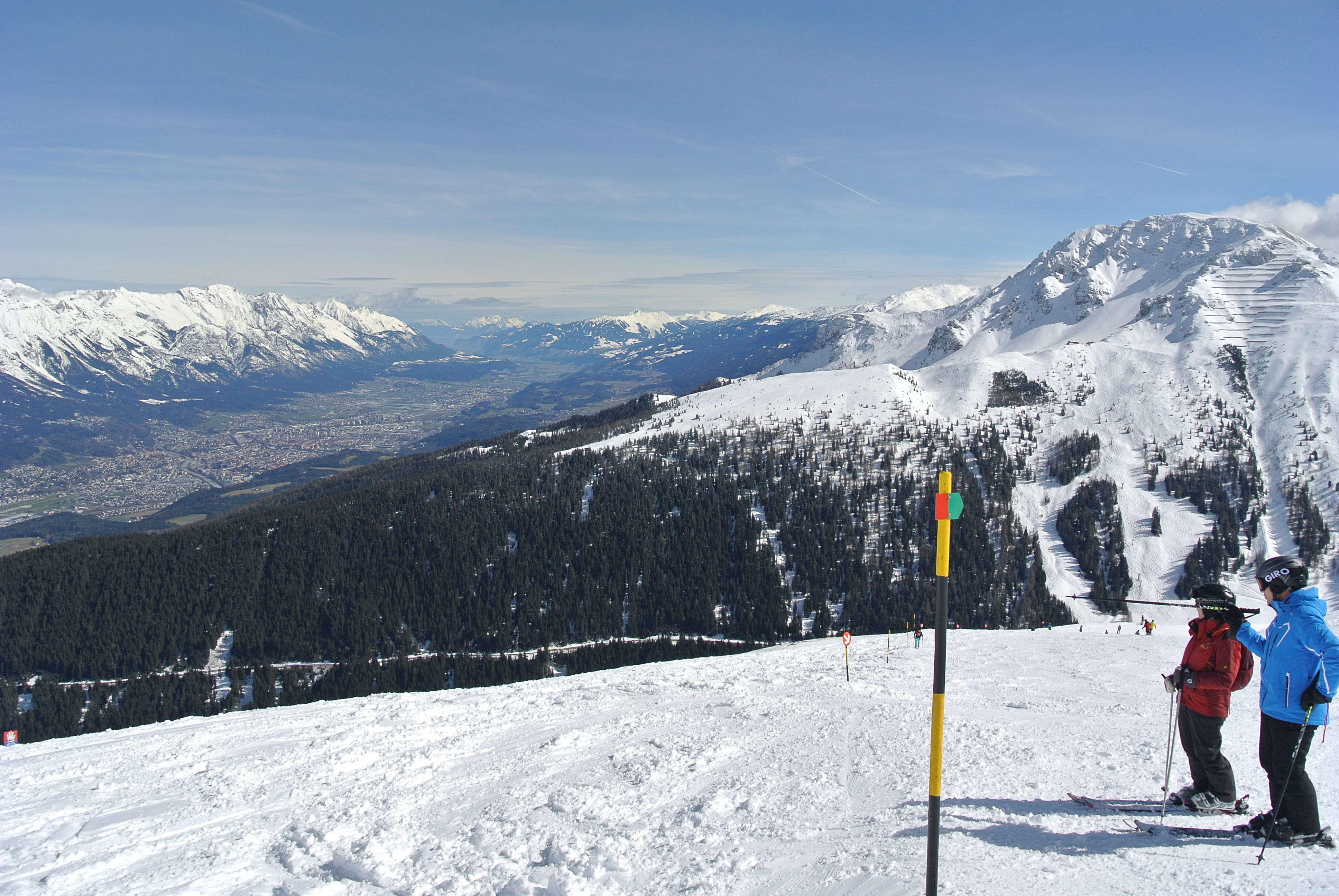 winter sport, winter, sun, wintry, skiing, winter sports, alpine, nature, leisure activity, recovery, austria, innsbruck, vacations, real people, mountain range, HD Wallpaper