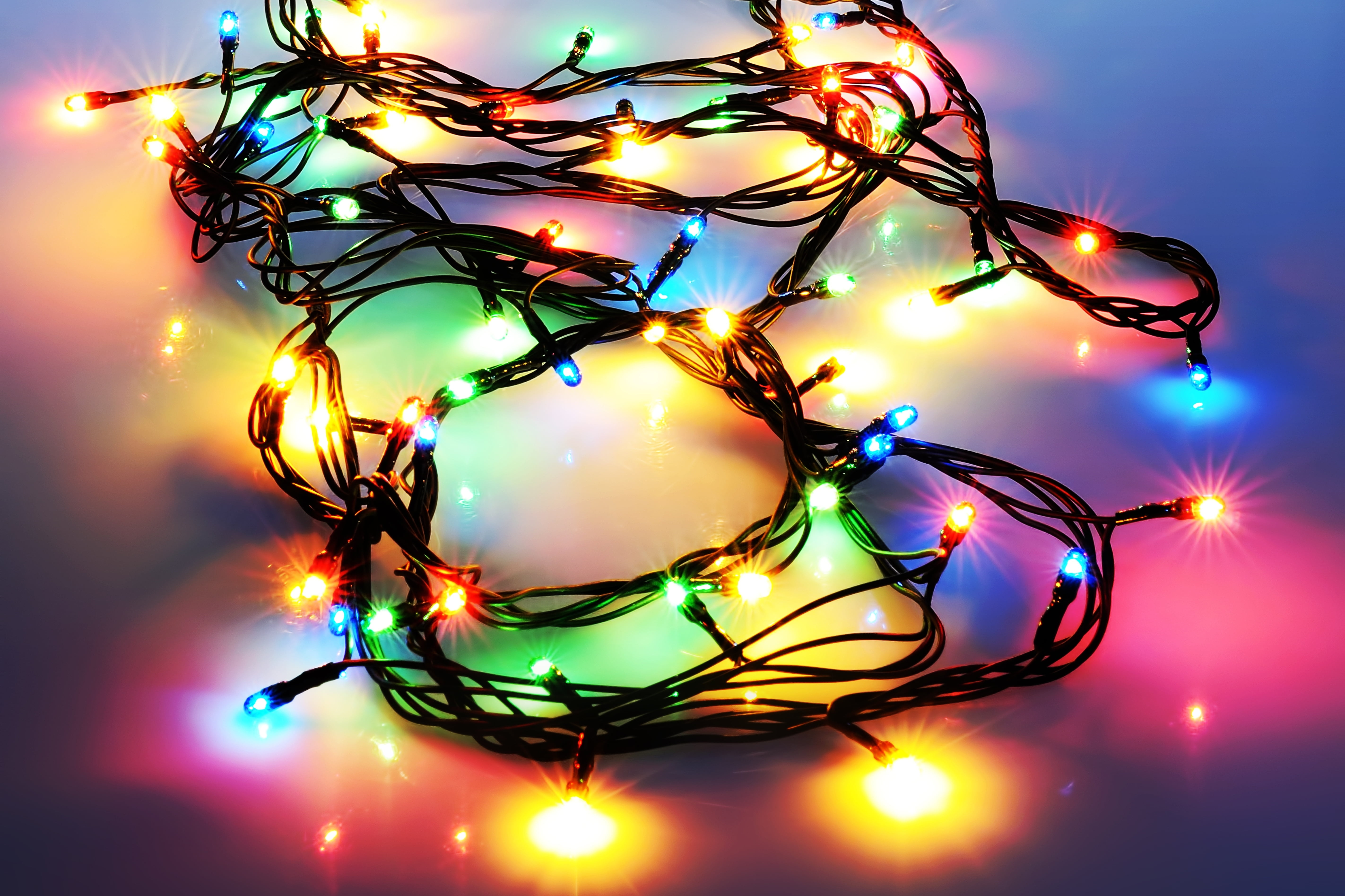 glass - material, defocused, luxury, ornate, yellow, 5K, jewelry, greeting, illustration, season, lights, symbol, bright, abstract, celebration, christmas decoration, HD Wallpaper