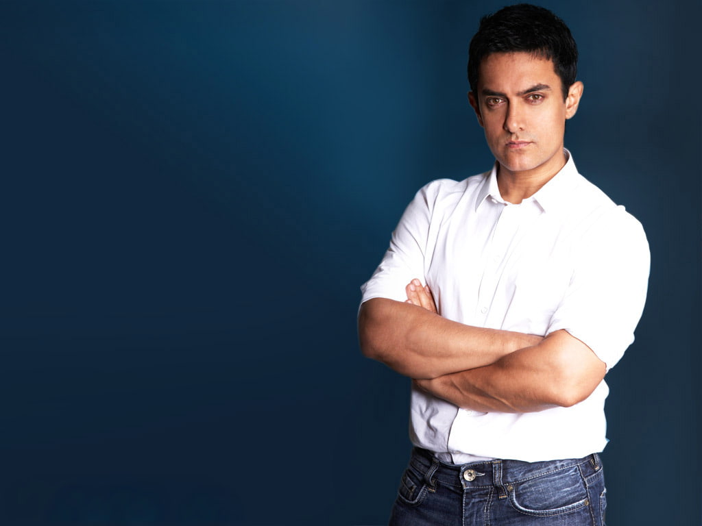 standing, photoshoot, aamir, looking at camera, front view, males, white, casual clothing, young men, men, beautiful people, jeans, confidence, new, arms crossed, HD Wallpaper