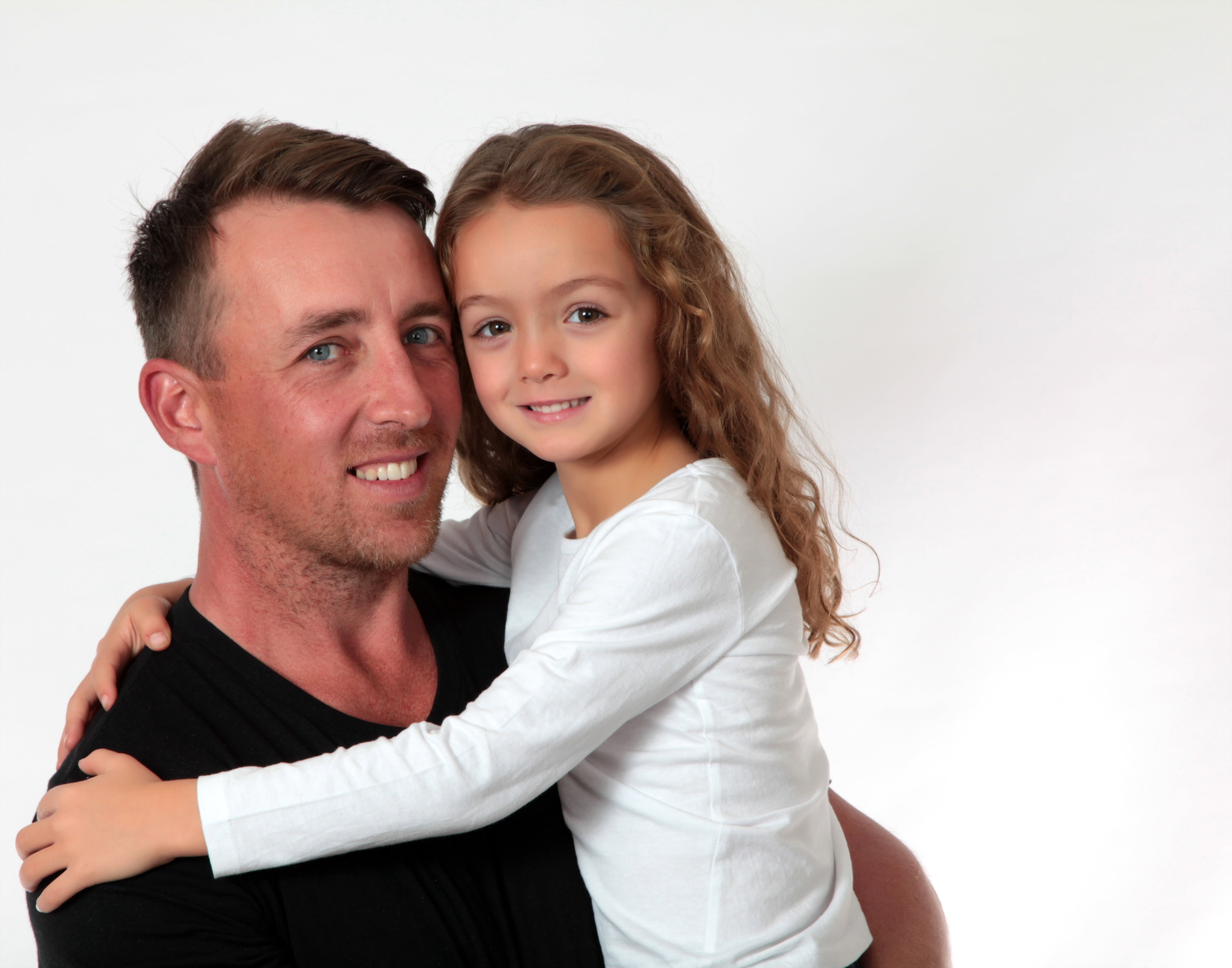 wearing, long, daddy, happiness, boys, beautiful woman, fatherhood, family, couple - relationship, two people, cute, positive emotion, parent, males, fathers day, HD Wallpaper