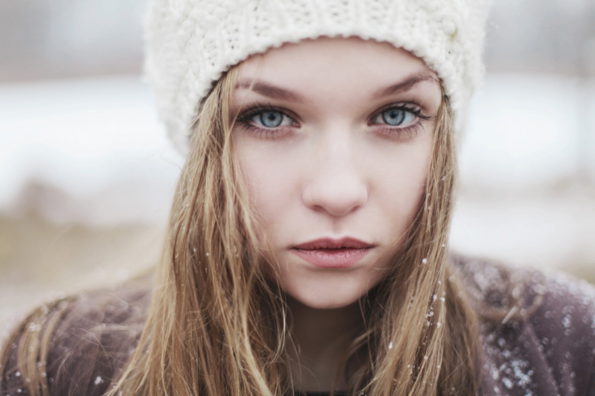 winter, adult, hair, warm clothing, blond hair, long hair, day, blue eyes, young adult, body part, face, teenager, human face, beautiful woman, close-up, HD Wallpaper
